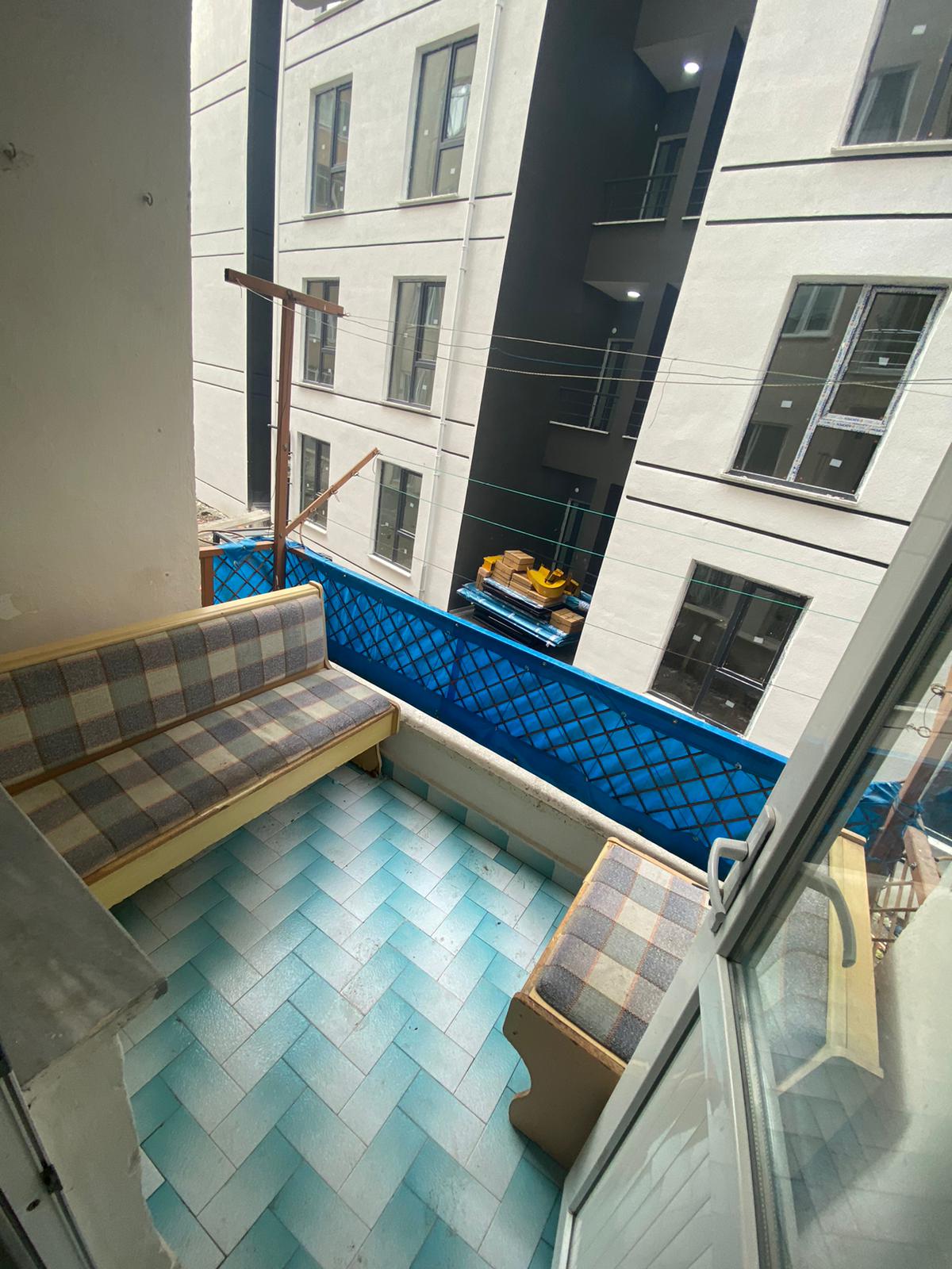 MARKA'DAN HACILAR MEYDANI'NDA 2+1 DAİRE