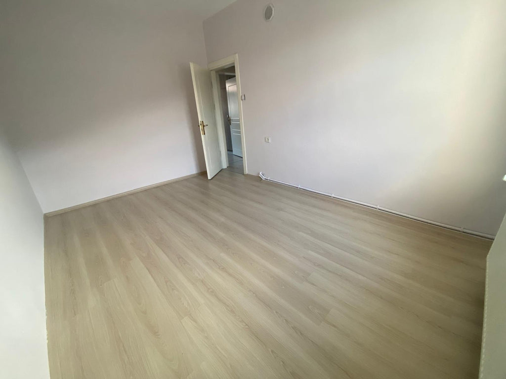 55 EVLERDE IRMAK KENARI MANZARALI KİRALIK 2+1