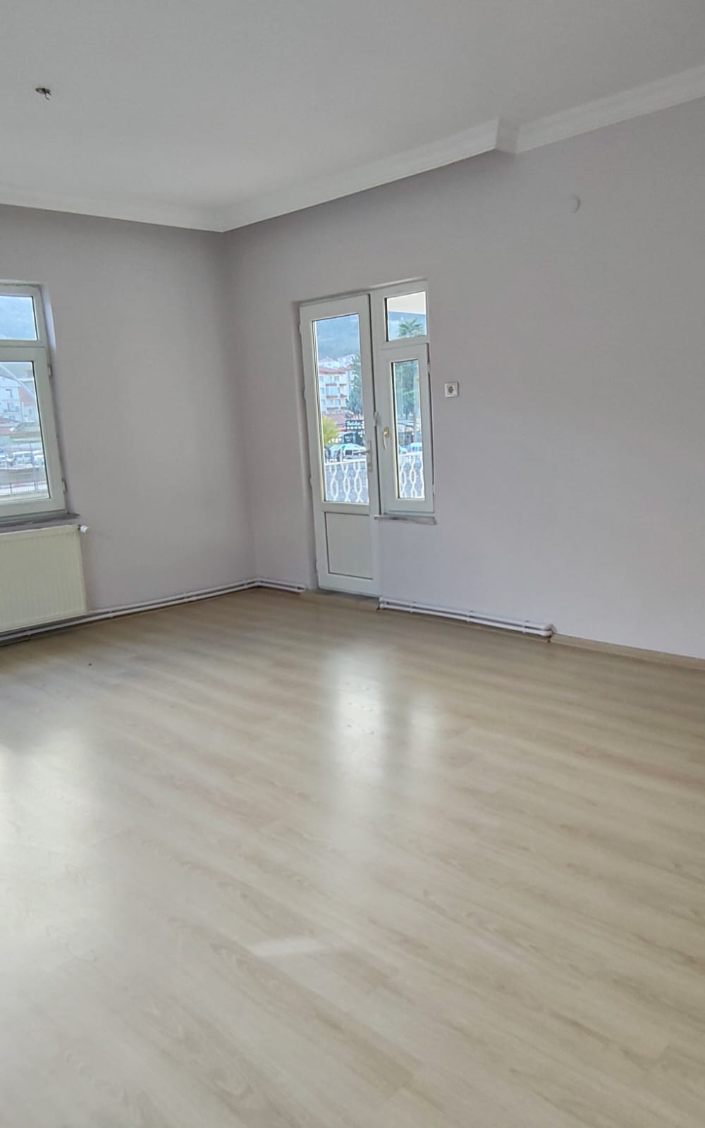 55 EVLERDE IRMAK KENARI MANZARALI KİRALIK 2+1