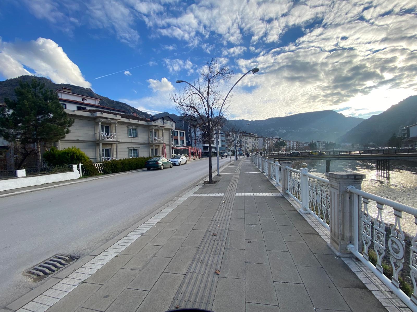 55 EVLERDE IRMAK KENARI MANZARALI KİRALIK 2+1