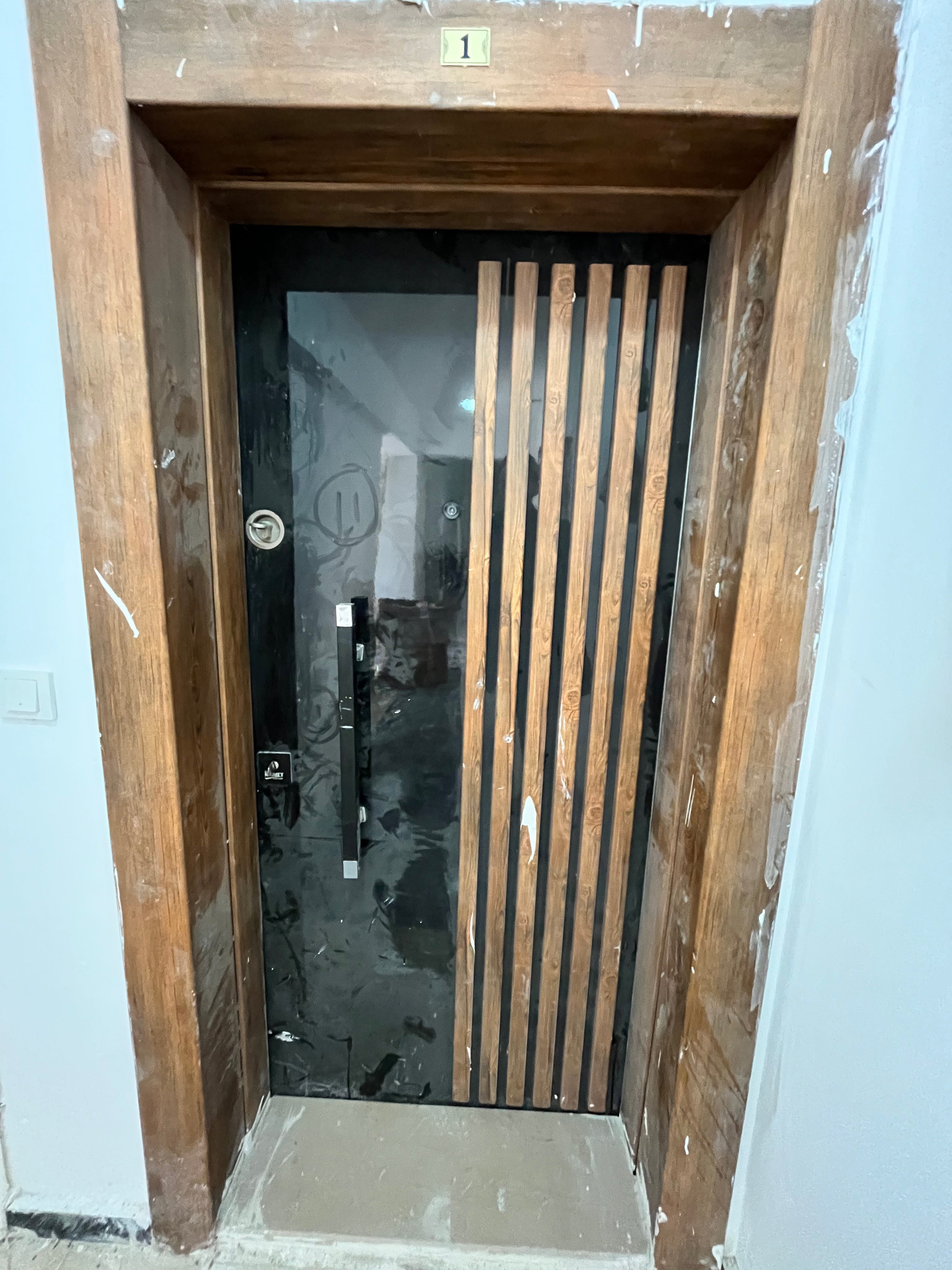 GÖLLÜ BAĞLARINDA YATIRIM FIRSATI! GENİŞ VE FERAH 1+1 DAİRE