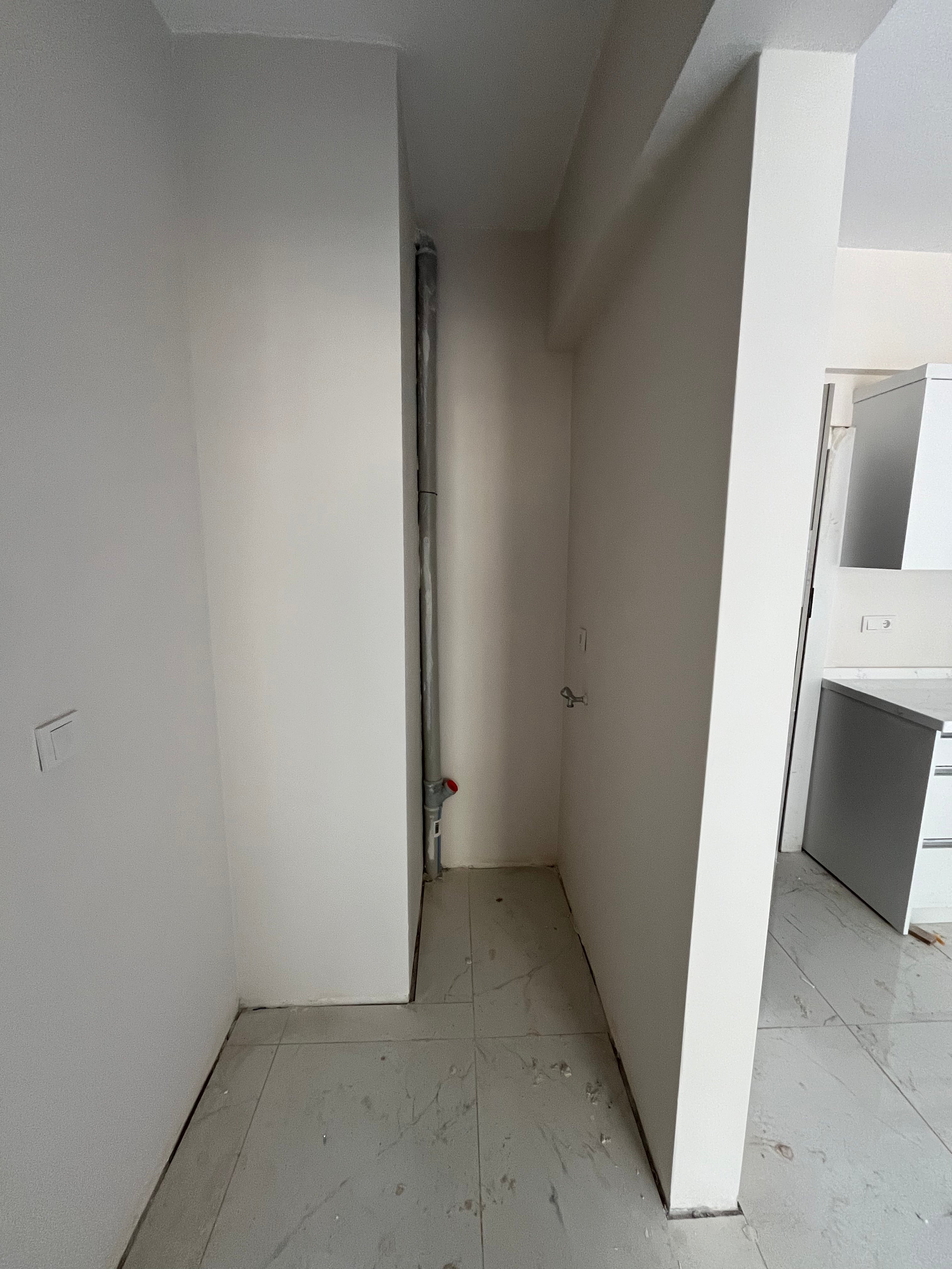 GÖLLÜ BAĞLARINDA YATIRIM FIRSATI! 2025 YAPIMI GENİŞ 1+1 DAİRE