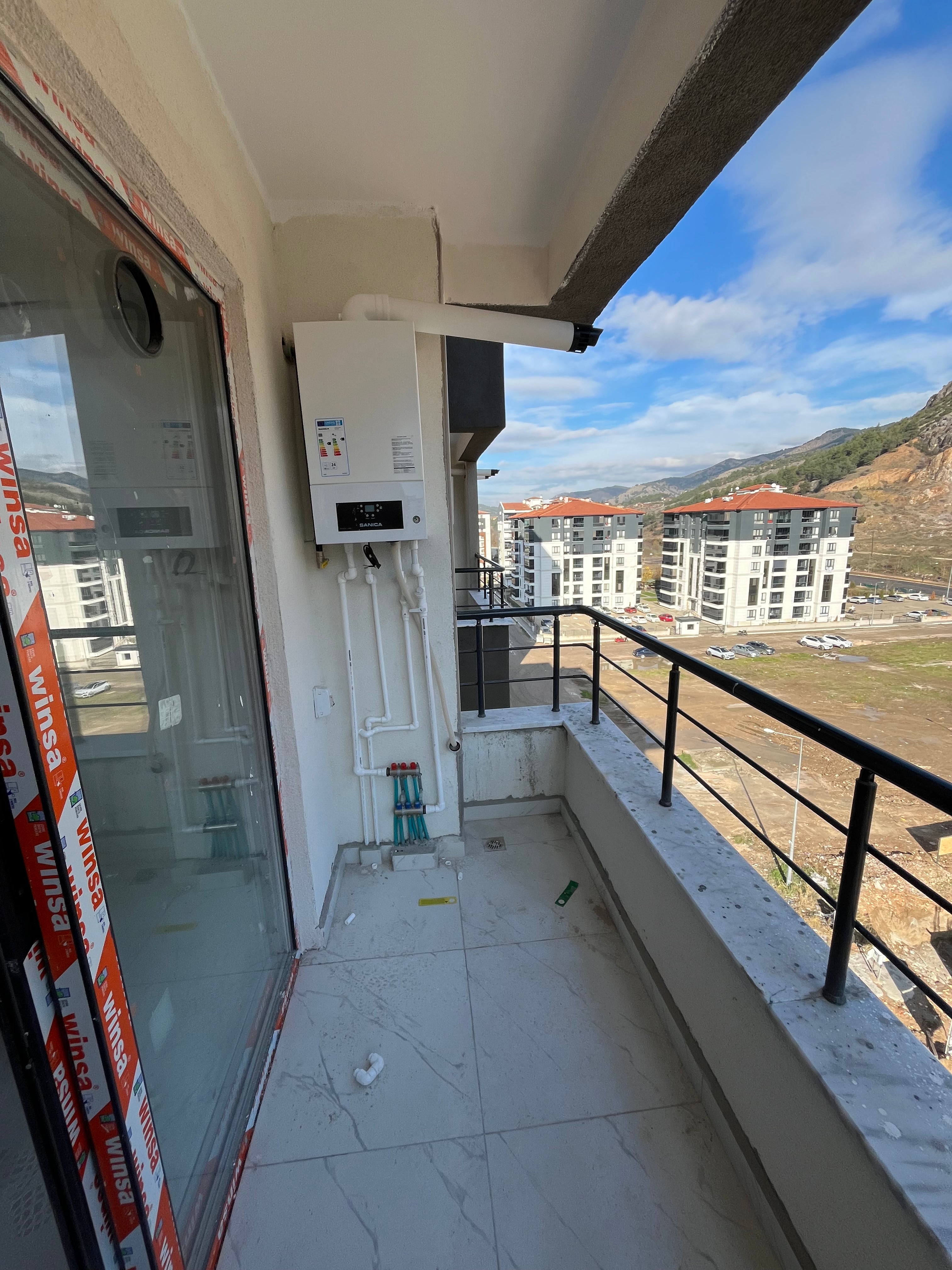 GÖLLÜ BAĞLARIN'DA KAÇIRILMAYACAK 1+1 SATILIK DAİRELER (ARA KAT)