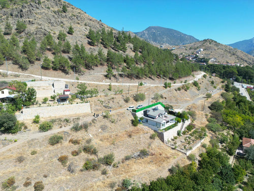 ACİL ARAÇ TAKASLI ZİYARET KASABASINDA ÜÇ KAT İMARLI 800 m2 ARSA