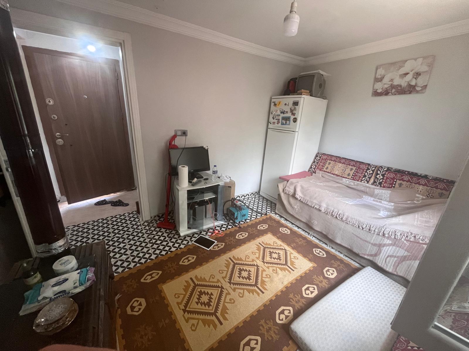 AYDINLIK KÖYÜ'NDE DOĞAYLA İÇİÇE BAHÇELİ MÜSTAKİL EV