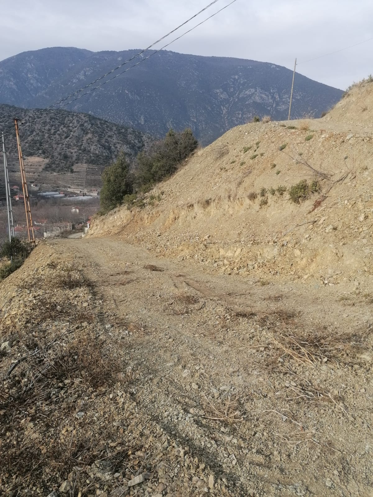 MARKA'DAN YENİCENİN EN GÜZEL YERİNDE SATILIK BAHÇE