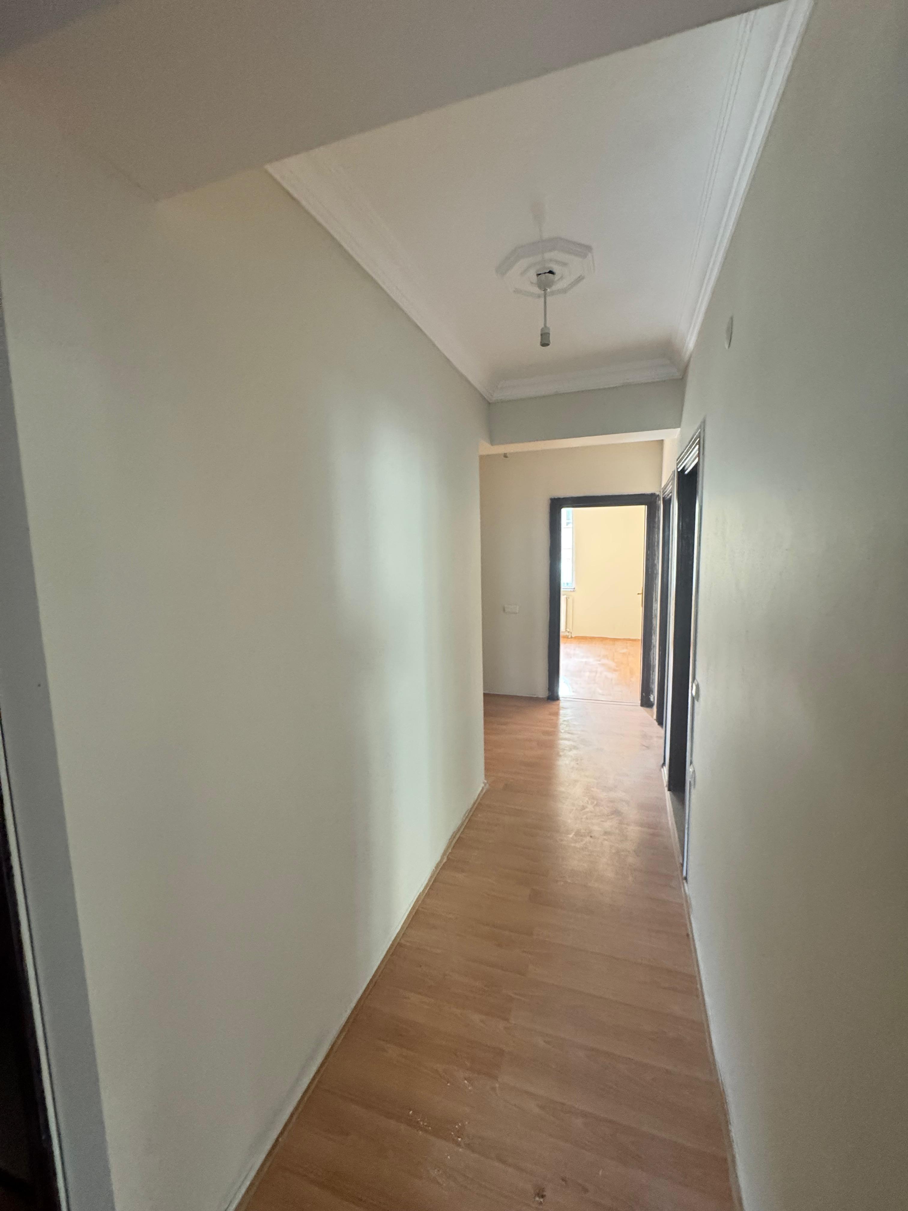 MARKA'DAN HACILAR MEYDANINDA 4+1 KİRALIK