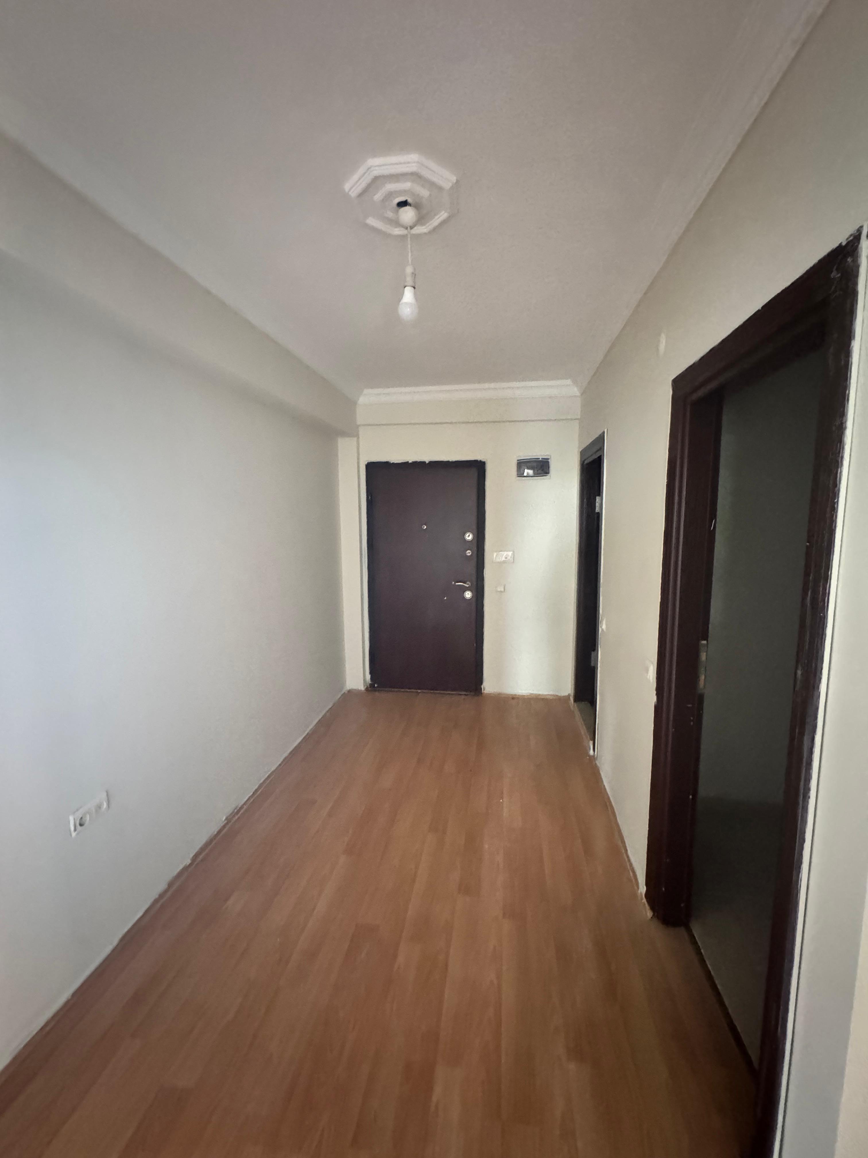 MARKA'DAN HACILAR MEYDANINDA 4+1 KİRALIK