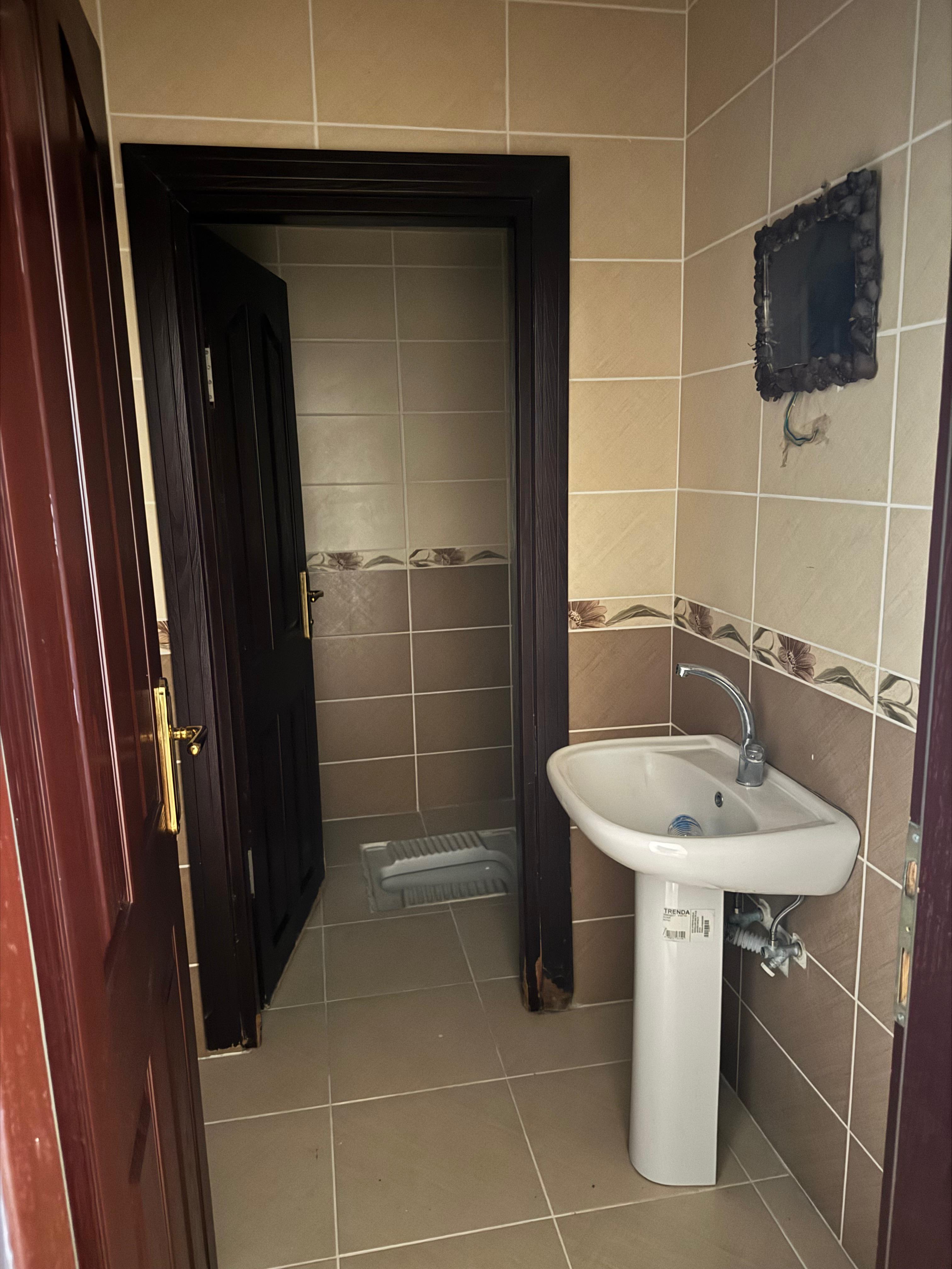 MARKA'DAN HACILAR MEYDANINDA 4+1 KİRALIK