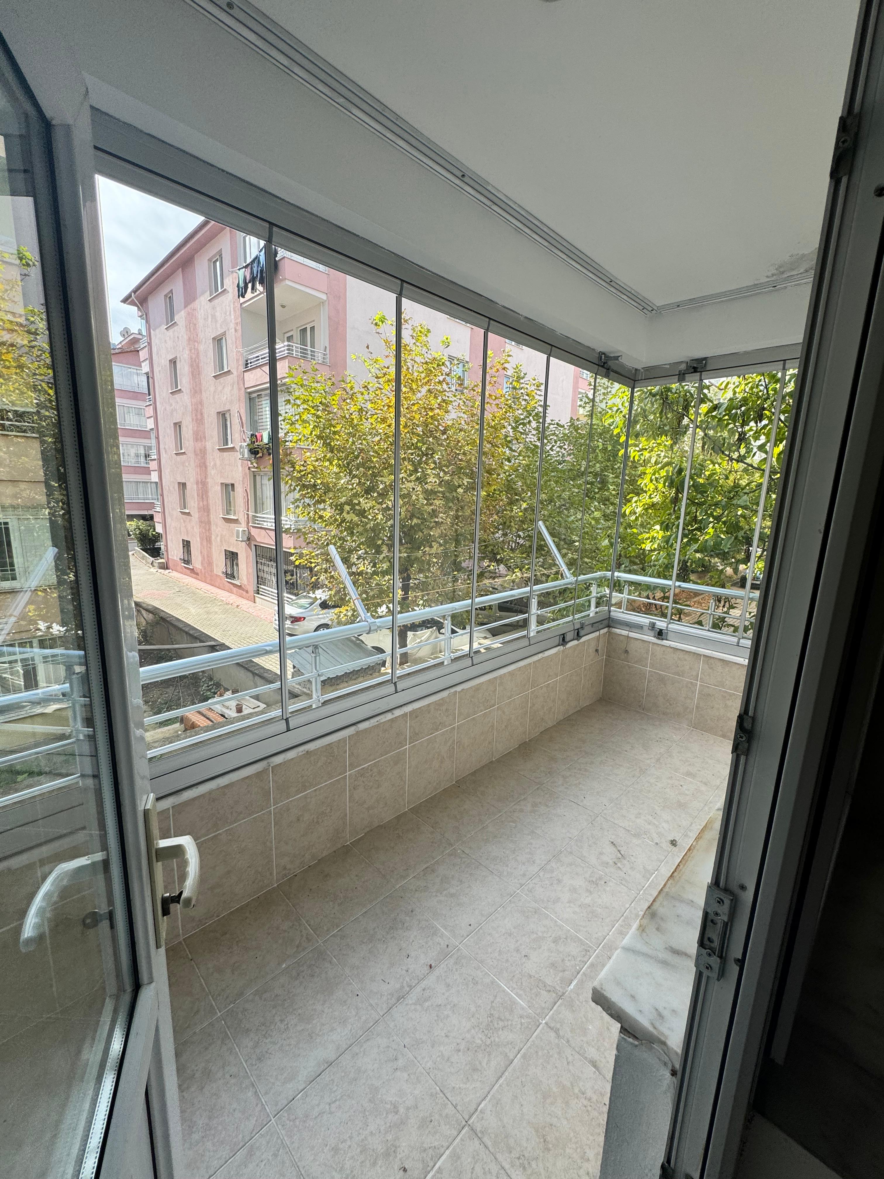 MARKA'DAN HACILAR MEYDANINDA 4+1 KİRALIK