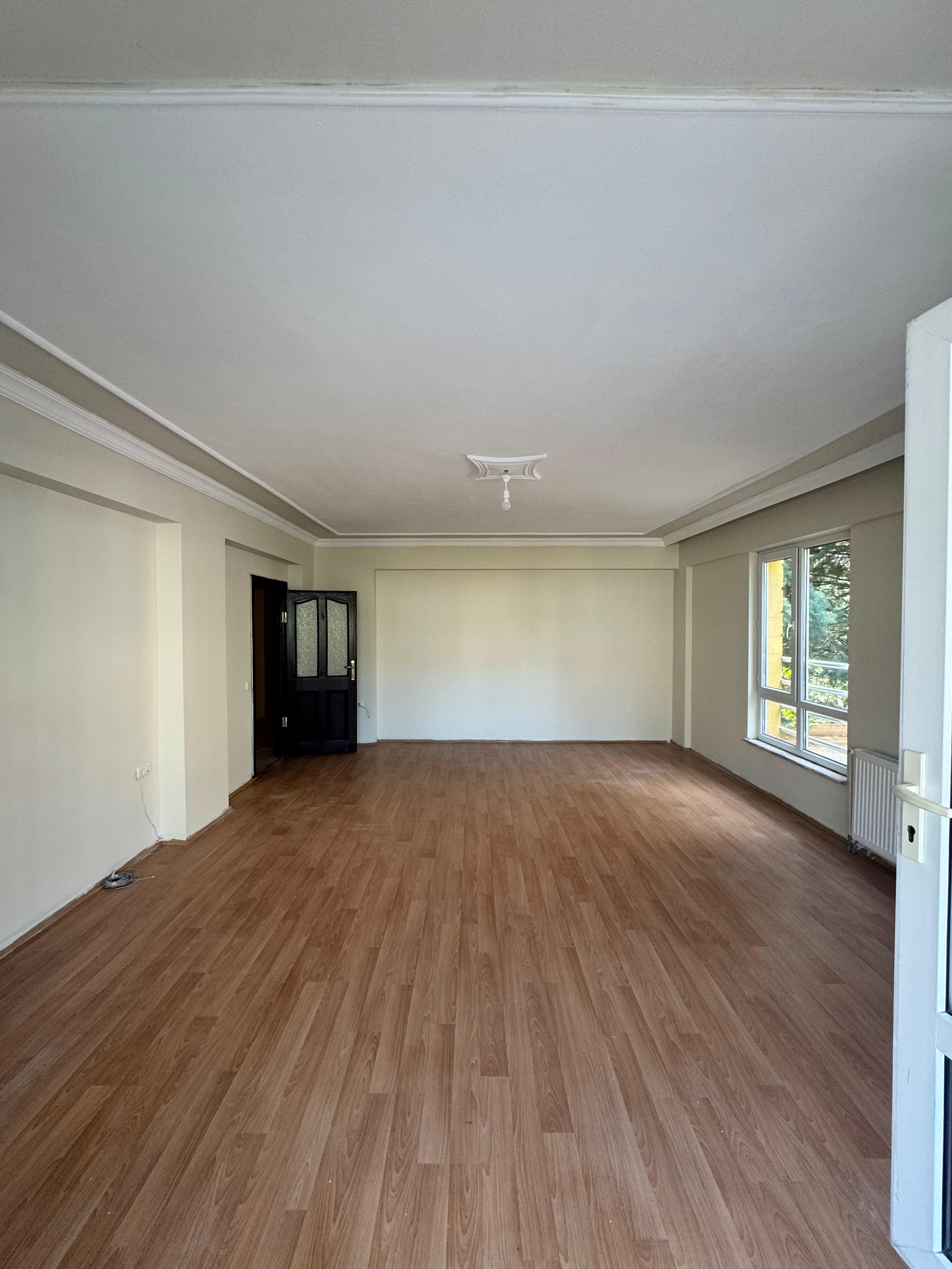 MARKA'DAN HACILAR MEYDANINDA 4+1 KİRALIK