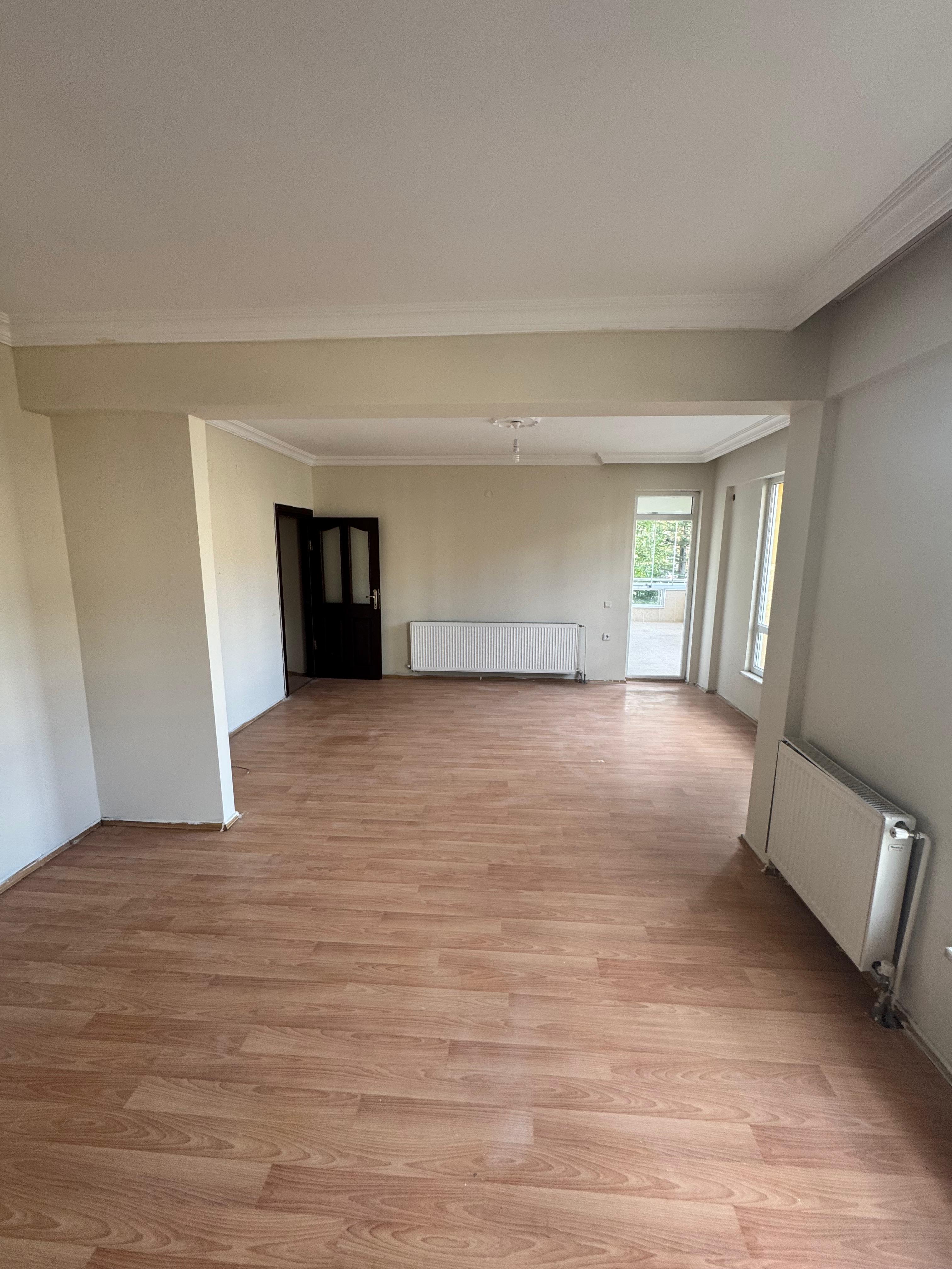 MARKA'DAN HACILAR MEYDANINDA 4+1 KİRALIK