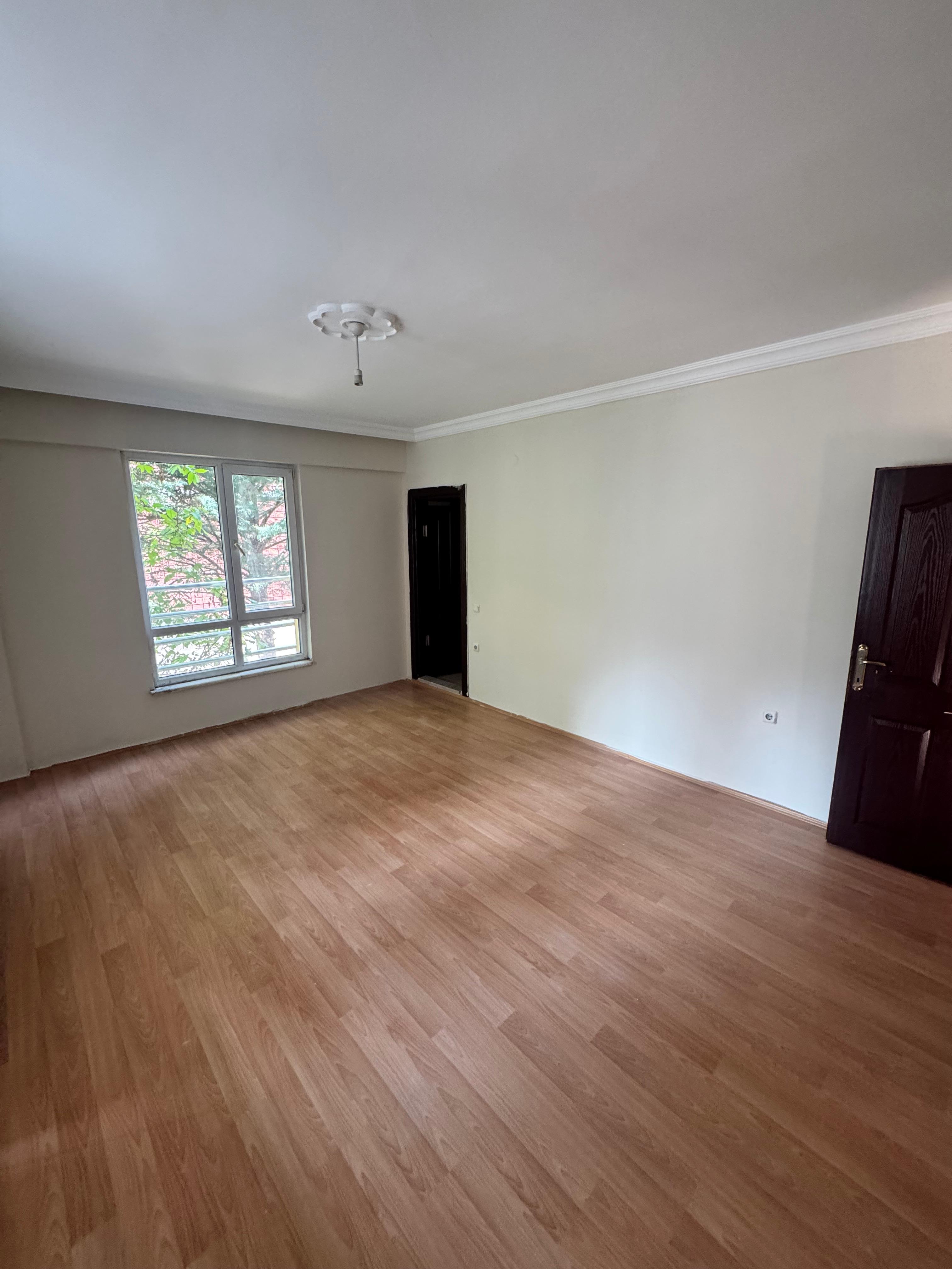 MARKA'DAN HACILAR MEYDANINDA 4+1 KİRALIK