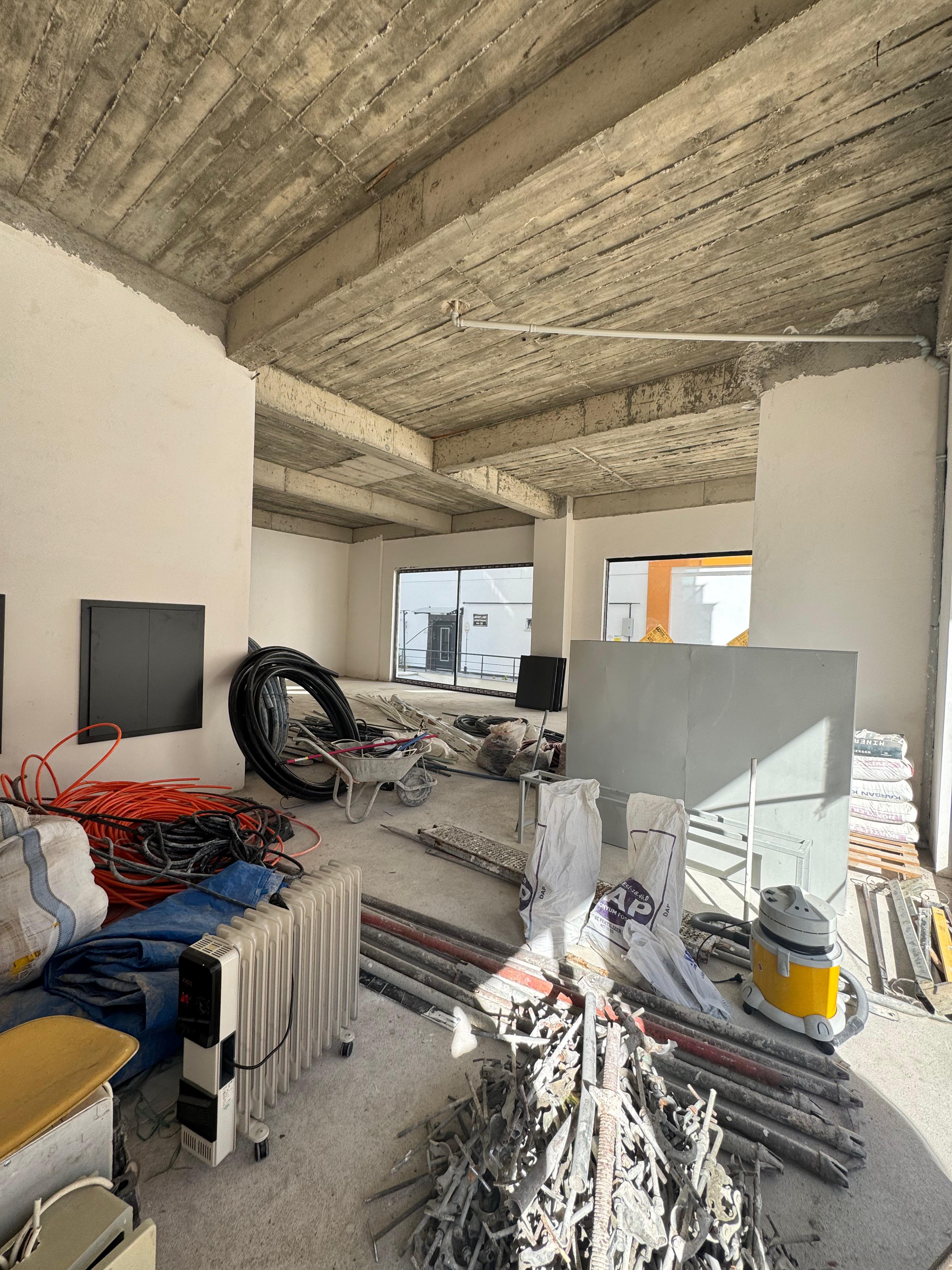 MARKA'DAN HACILAR MEYDANINDA KİRALIK DÜKKAN!!!