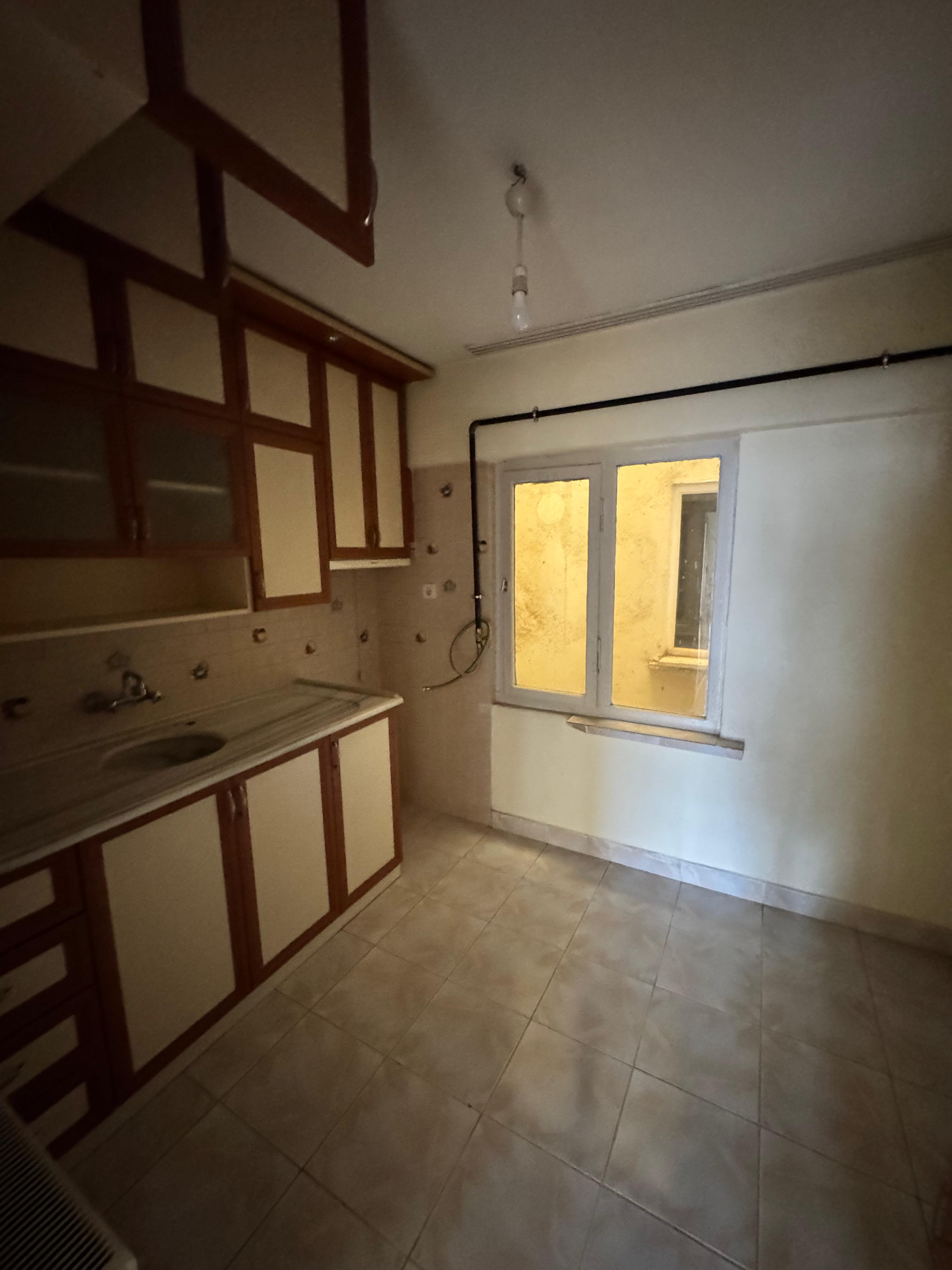 MARKA'DAN HIZIRPAŞA'DA 12 HAZİRAN LİSESİNE YAKIN KİRALIK 2+0 DAİRE