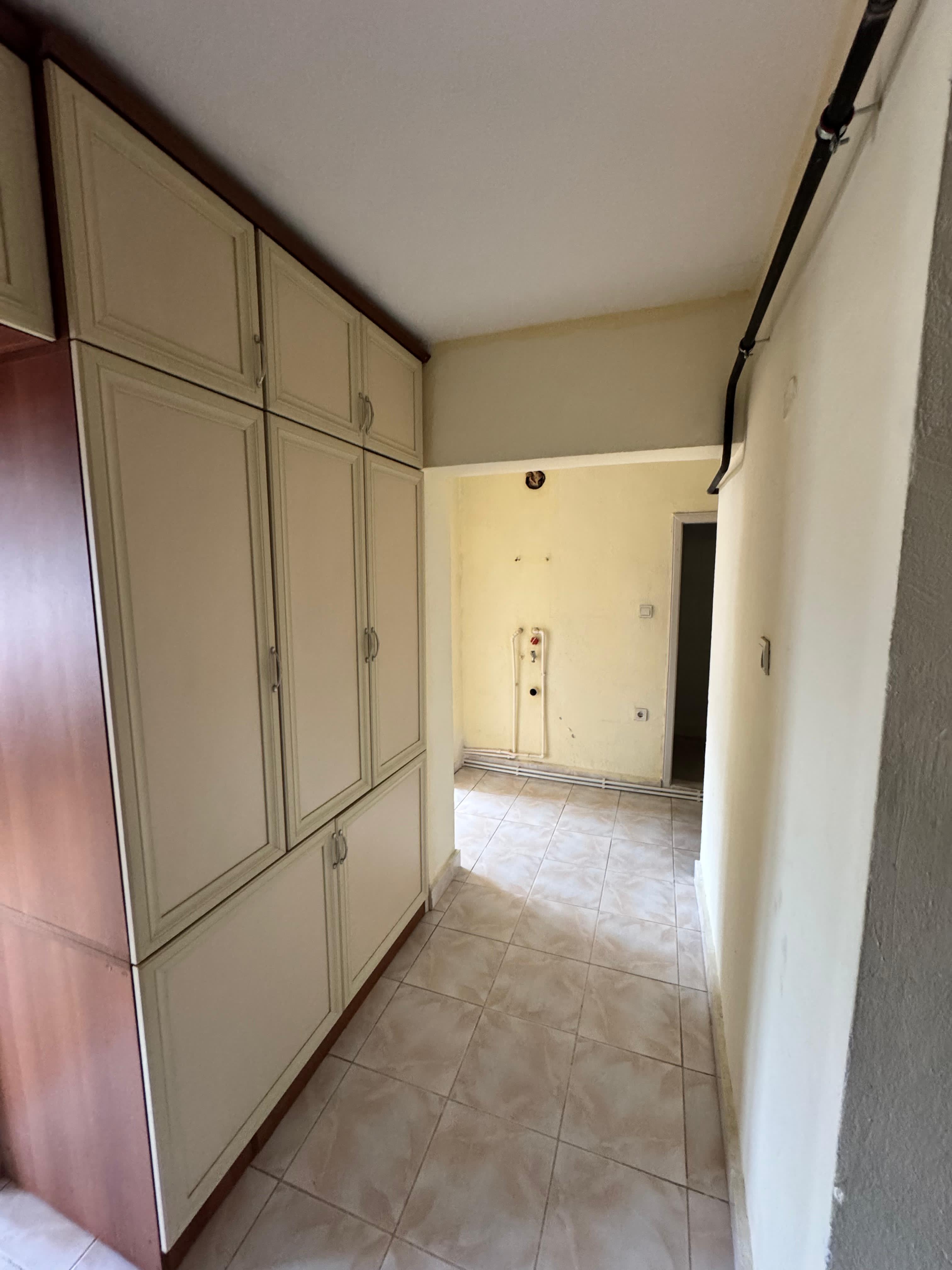 MARKA'DAN HIZIRPAŞA'DA 12 HAZİRAN LİSESİNE YAKIN KİRALIK 2+0 DAİRE