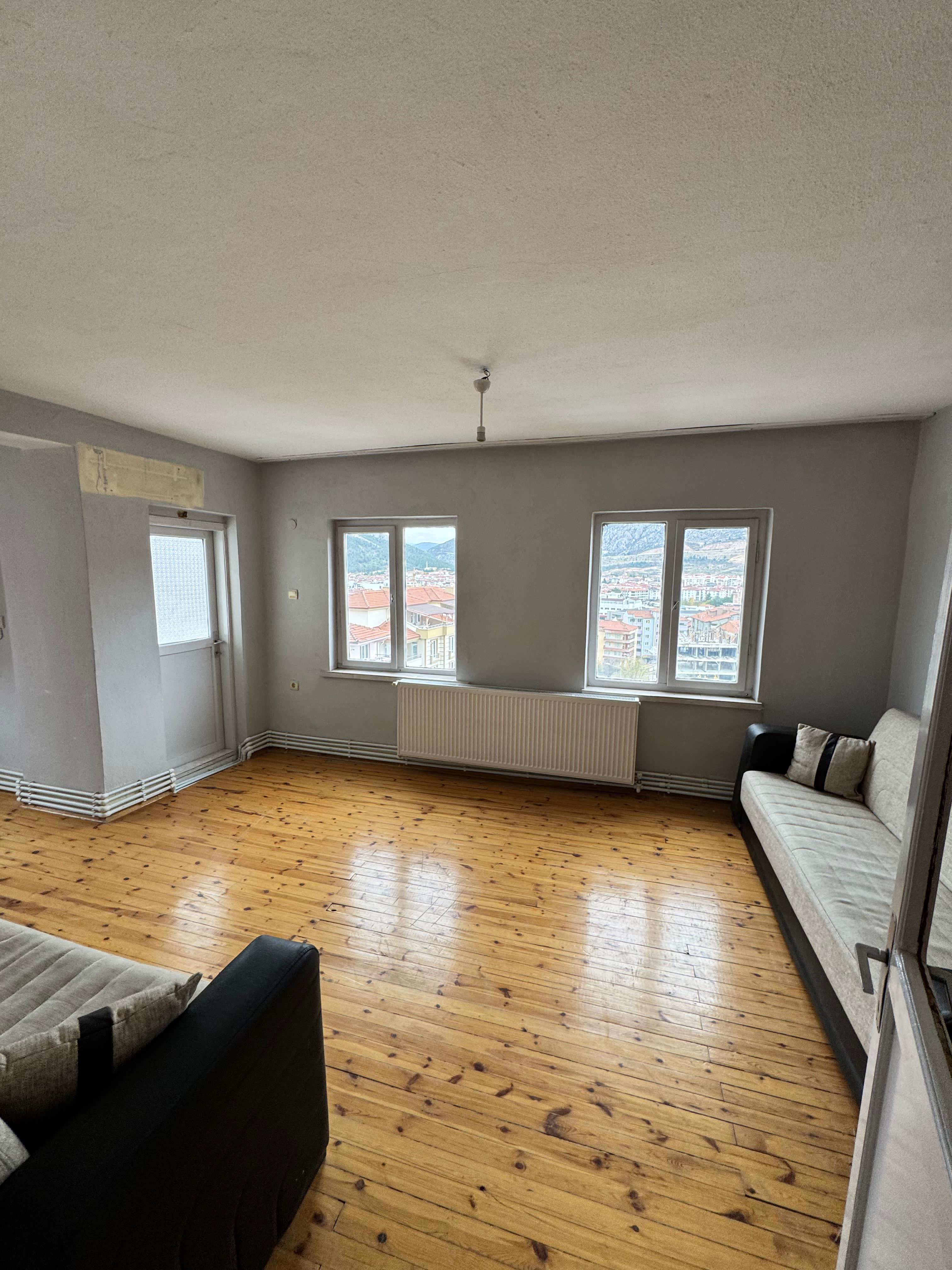 MARKA'DAN HIZIRPAŞA'DA 12 HAZİRAN LİSESİNE YAKIN KİRALIK 2+0 DAİRE