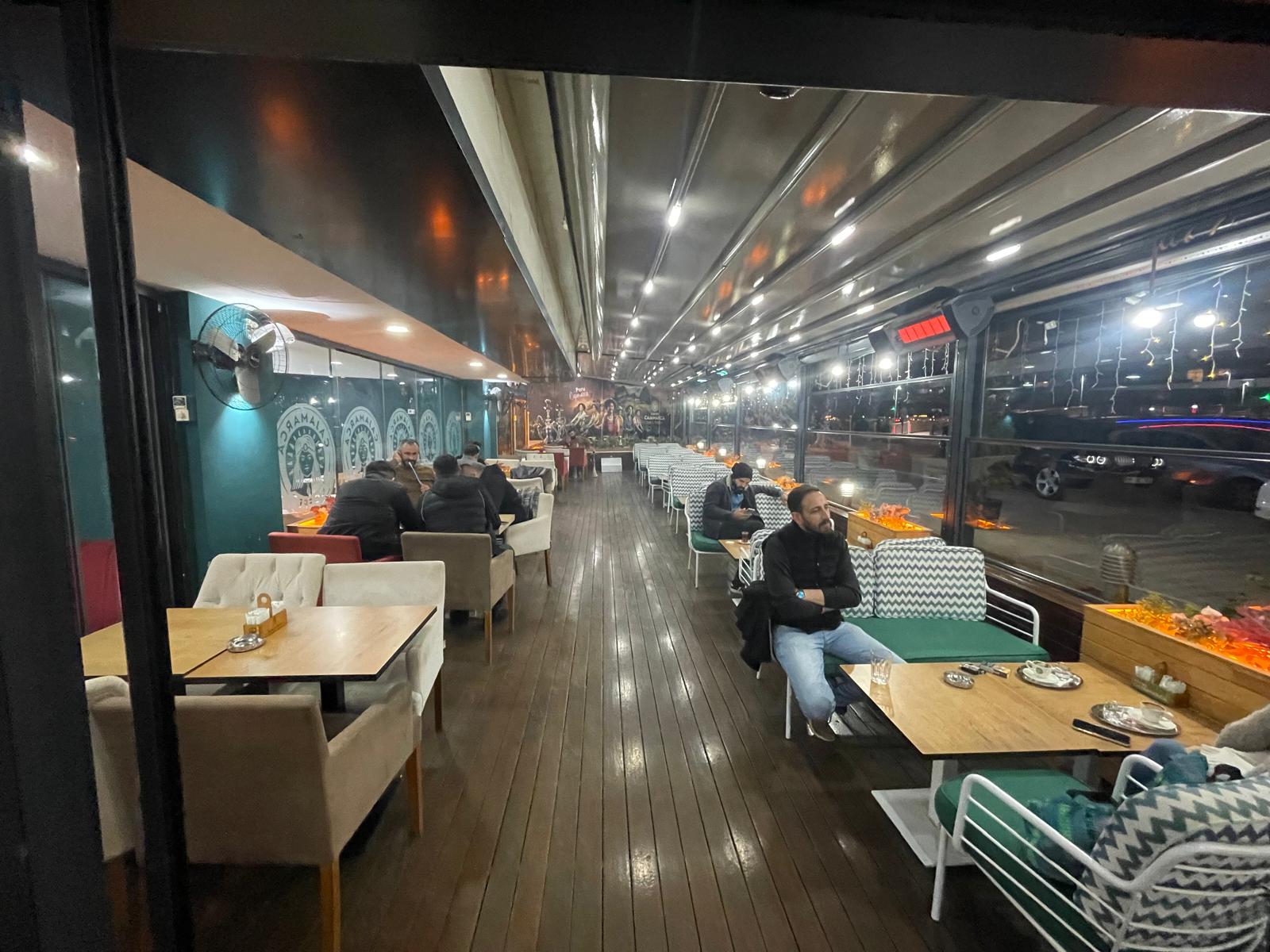 MARKA EMLAK'TAN ŞEHRİN EN GÜZEL KONUMUNDA DEVREN KİRALIK KAFETERYA