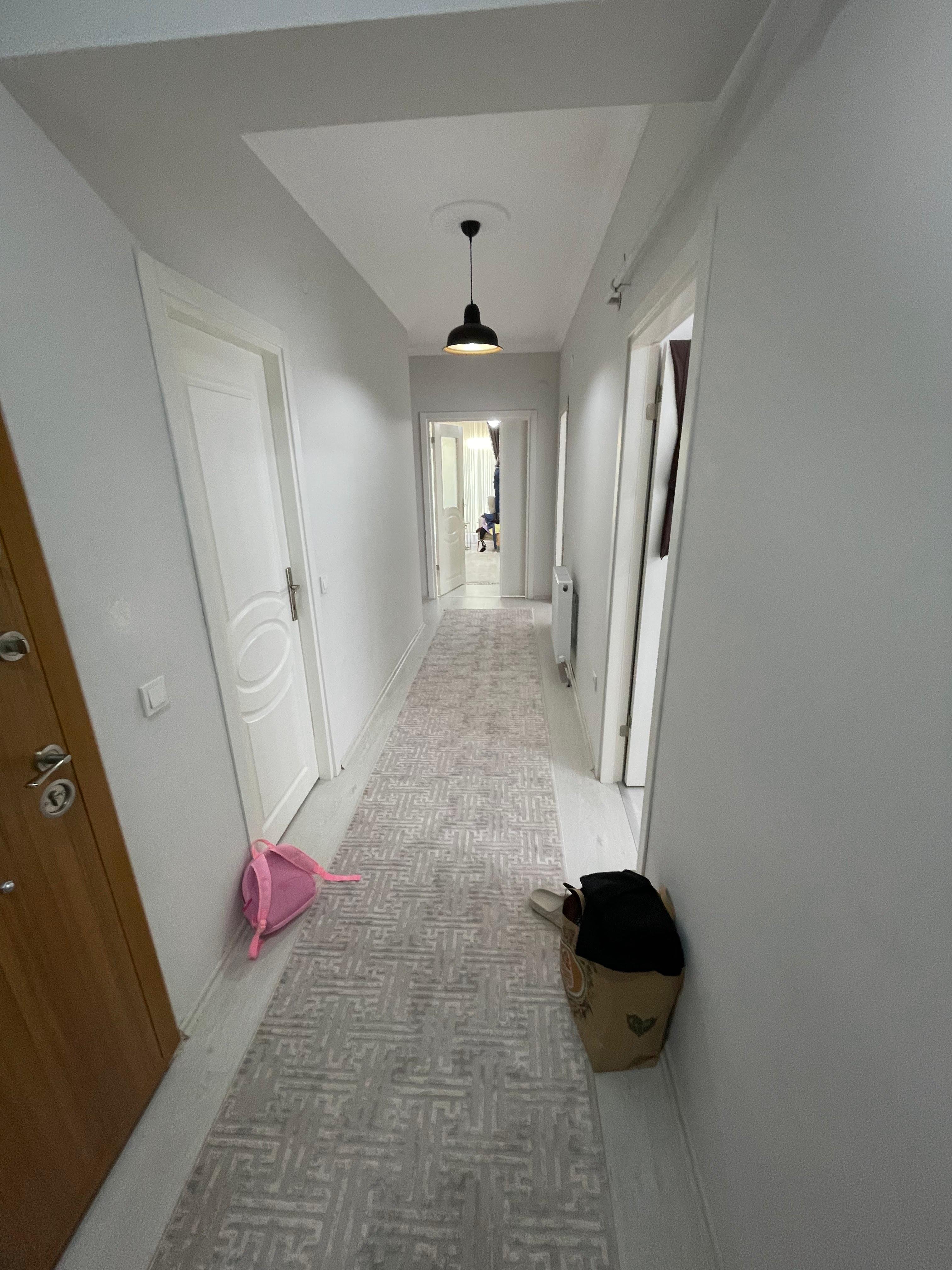 YÜZME HAVUZUNUN ARKASINDA FIRSAT NİTELİĞİNDE UYGUN DAİRE