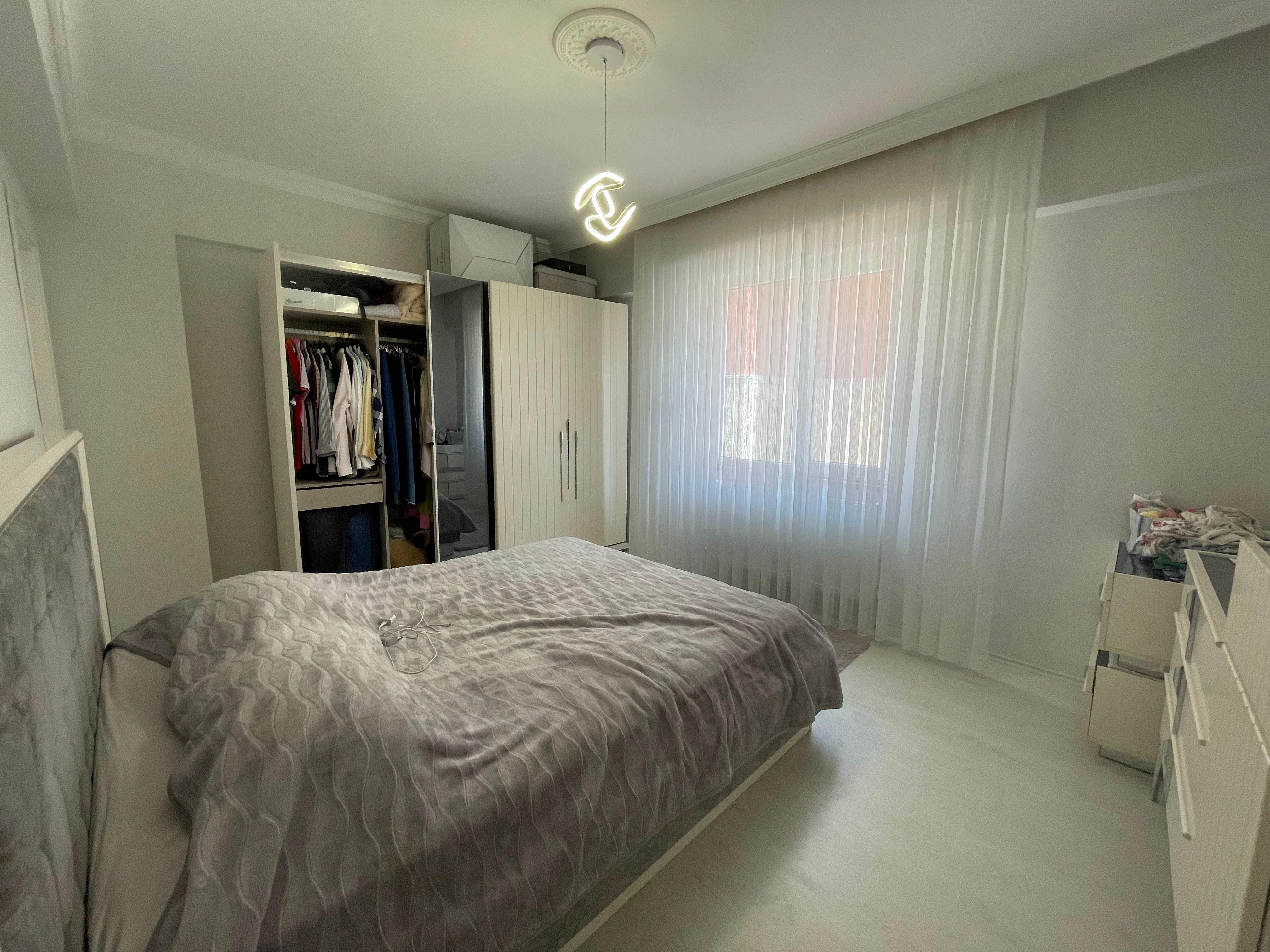 YÜZME HAVUZUNUN ARKASINDA FIRSAT NİTELİĞİNDE UYGUN DAİRE