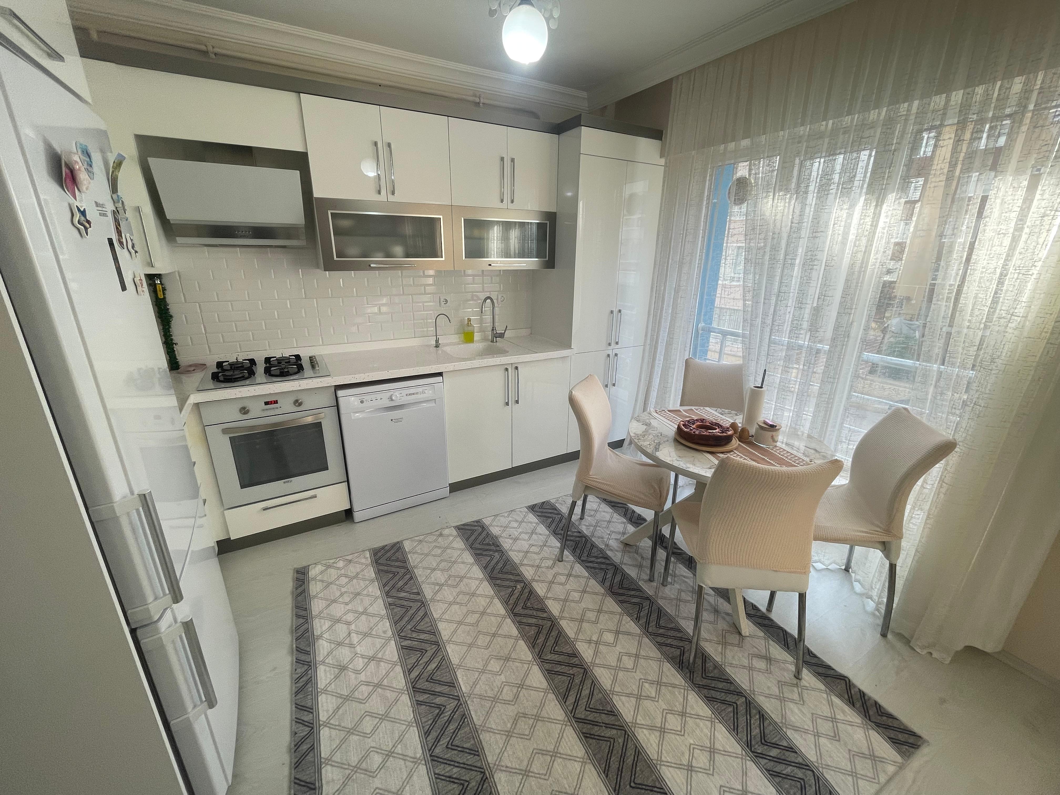 MARKA'DAN AKBİLEKTE UYGUN FİYATTA 3+1 DAİRE