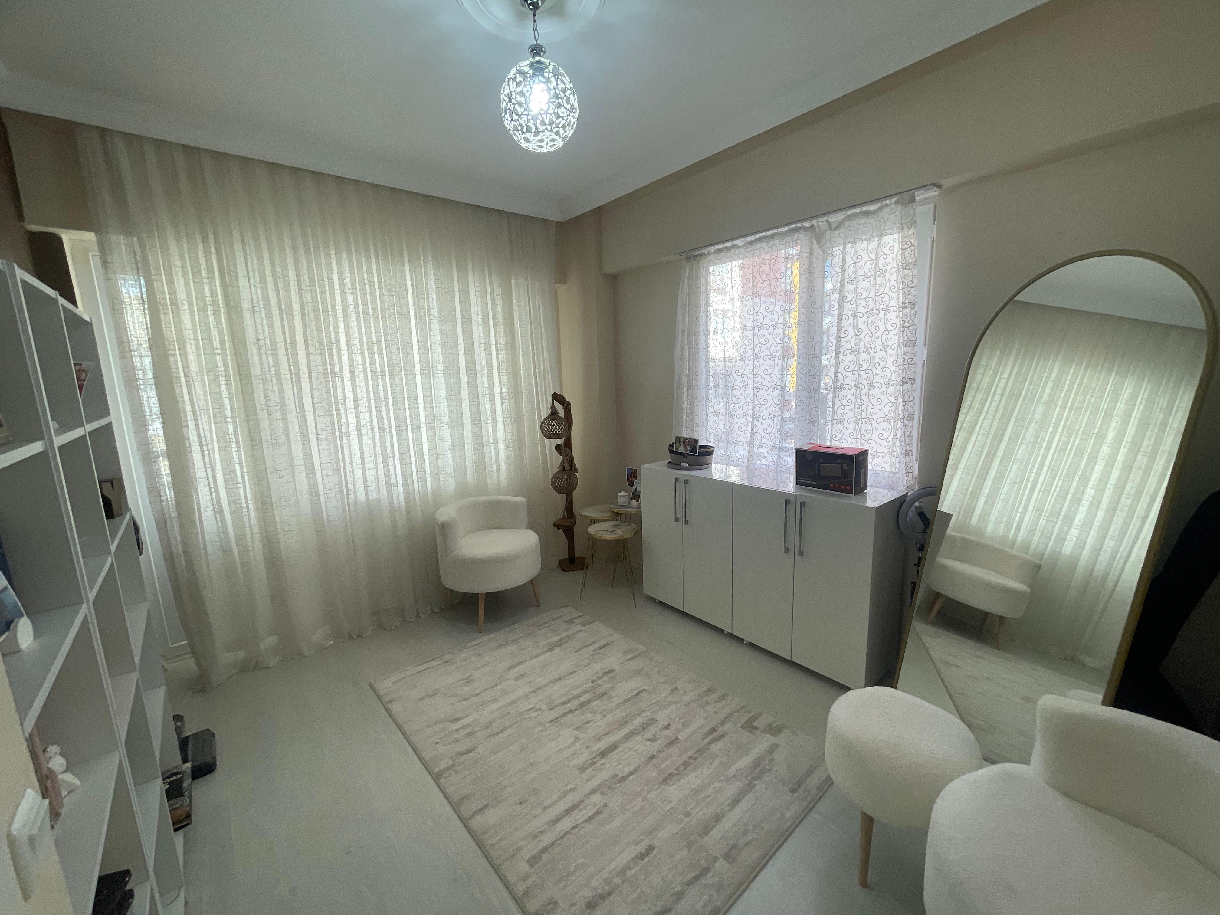 MARKA'DAN AKBİLEKTE UYGUN FİYATTA 3+1 DAİRE