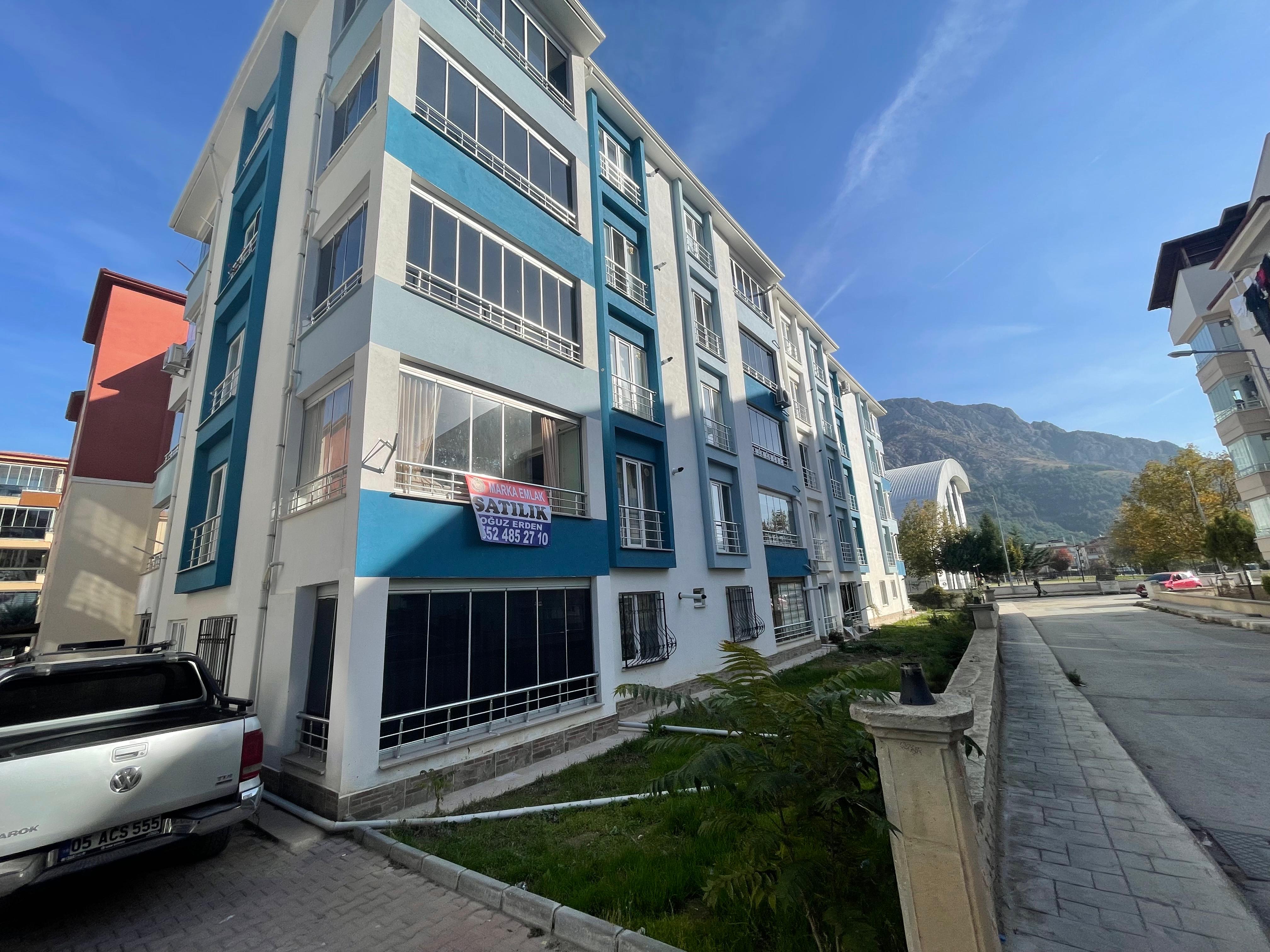 MARKA'DAN AKBİLEKTE UYGUN FİYATTA 3+1 DAİRE