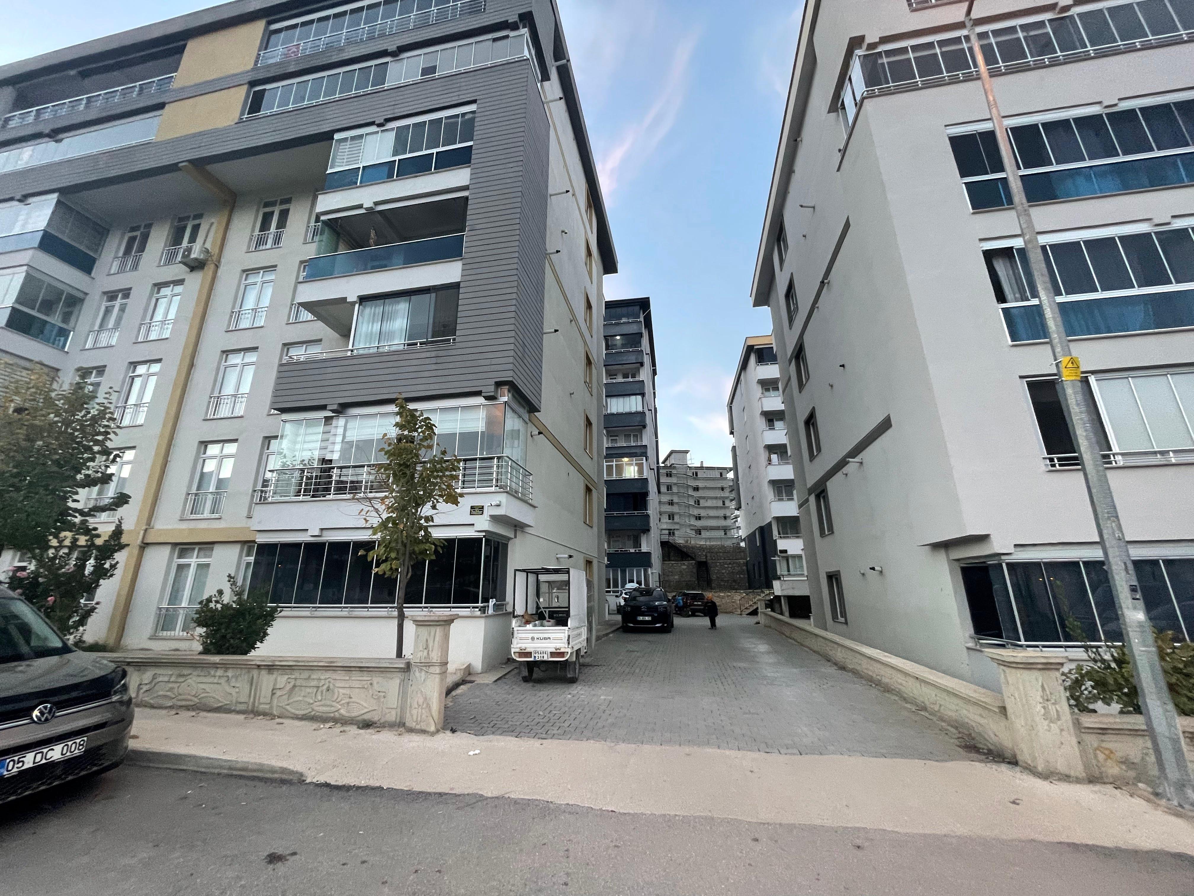 HARİKA MANZARALI HAYALLERİNİZİ SÜSLEYECEK BİR KONUT