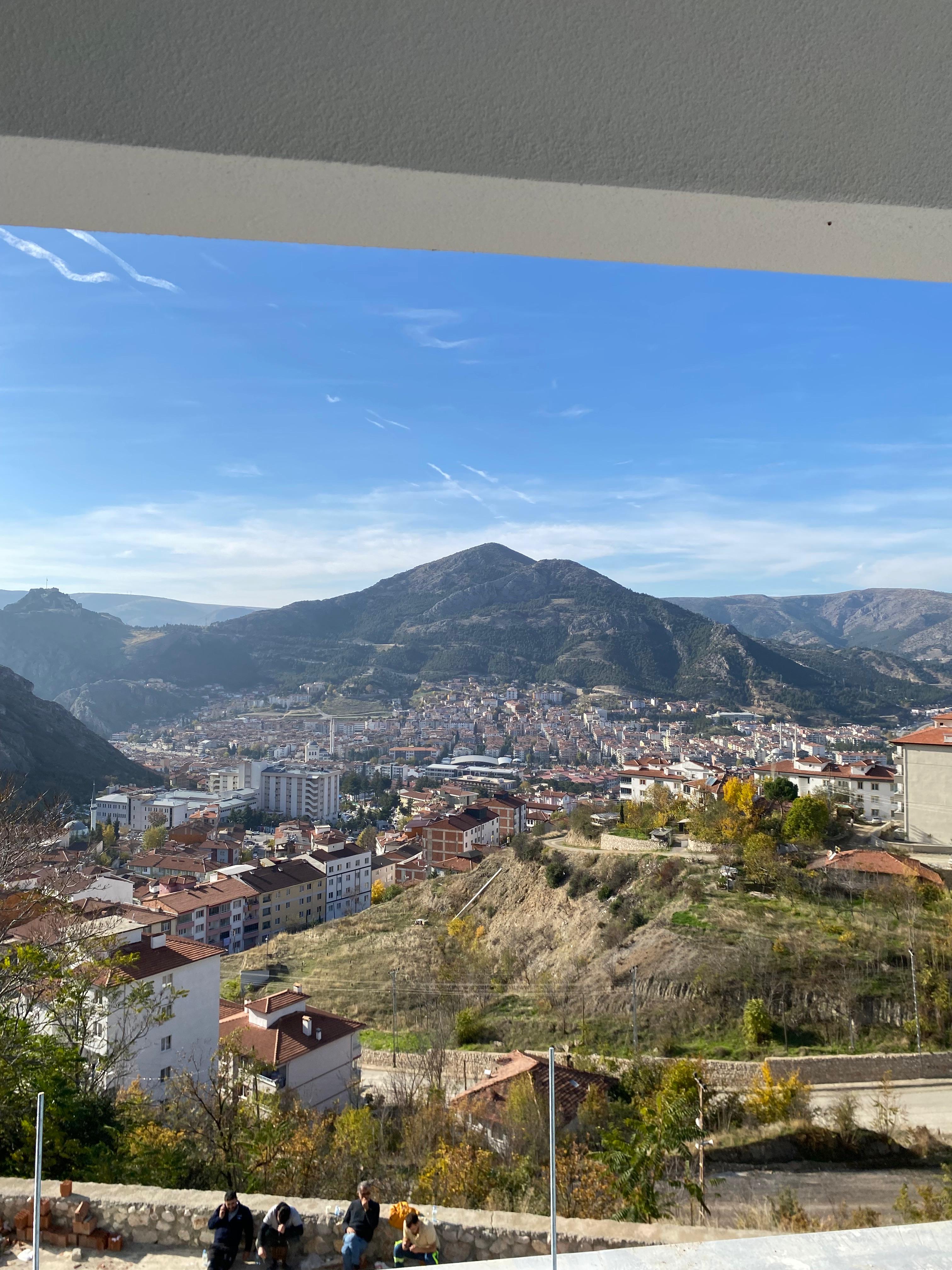 KİRAZLIDERE MAHALLESİ PANAROMİK MANZARALI 60M2 MÜKEMMEL BİR 1+1