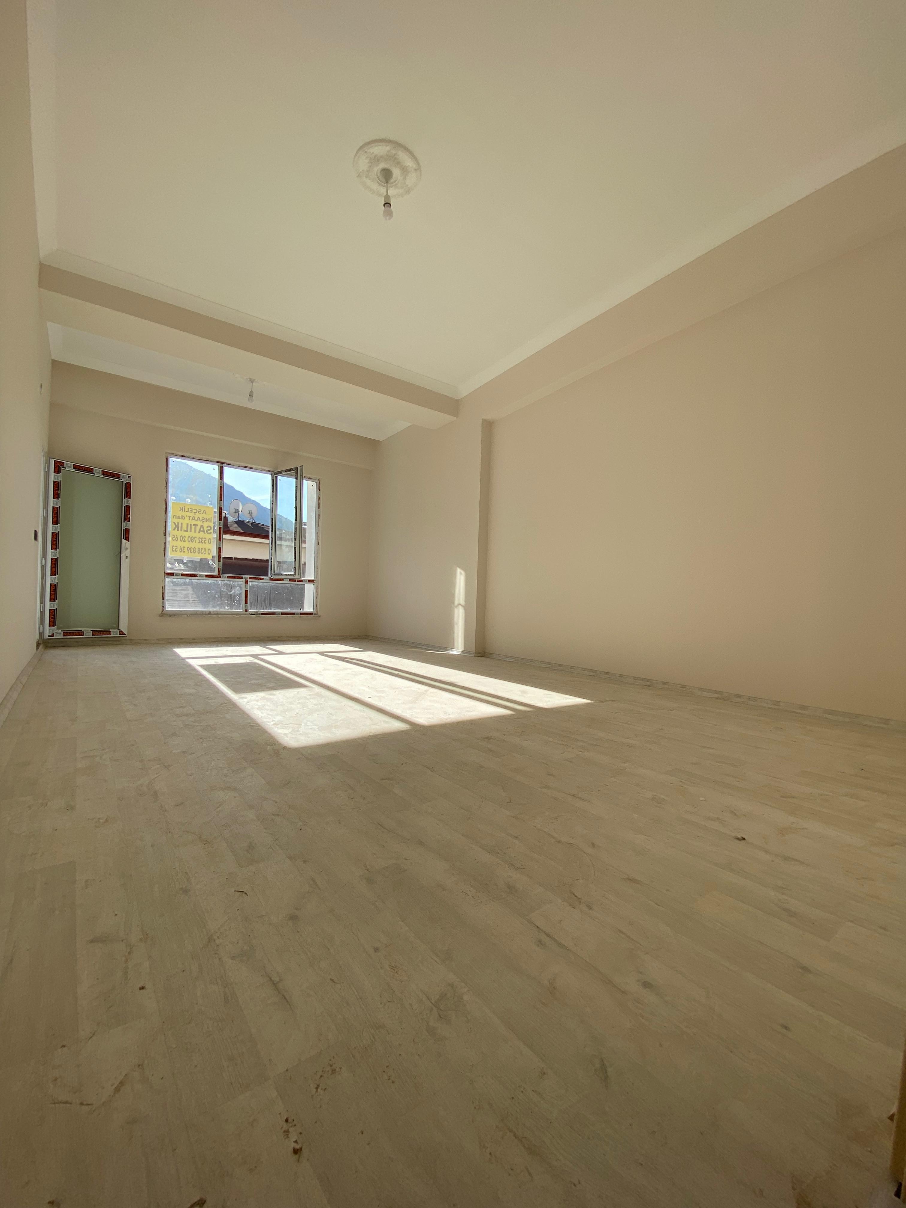 KİRAZLIDERE HASTANE KARŞISI 120m2 4.KAT SATILIK 2+1 KÖŞE DAİRE