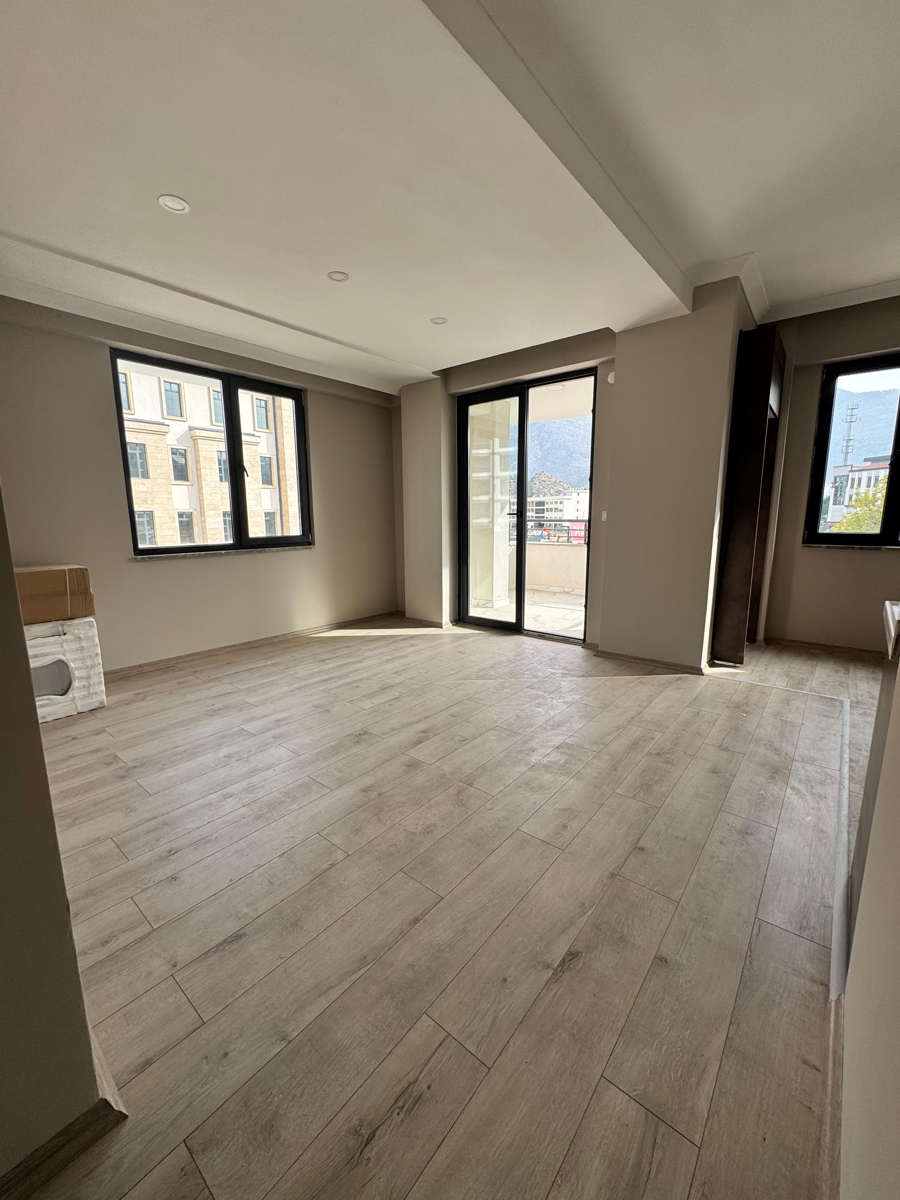 GÖLLÜ BAĞLARINDA AMASYA'NIN EN GÜZEL ULTRA LÜKS 1+1 DAİRESİ 70m2