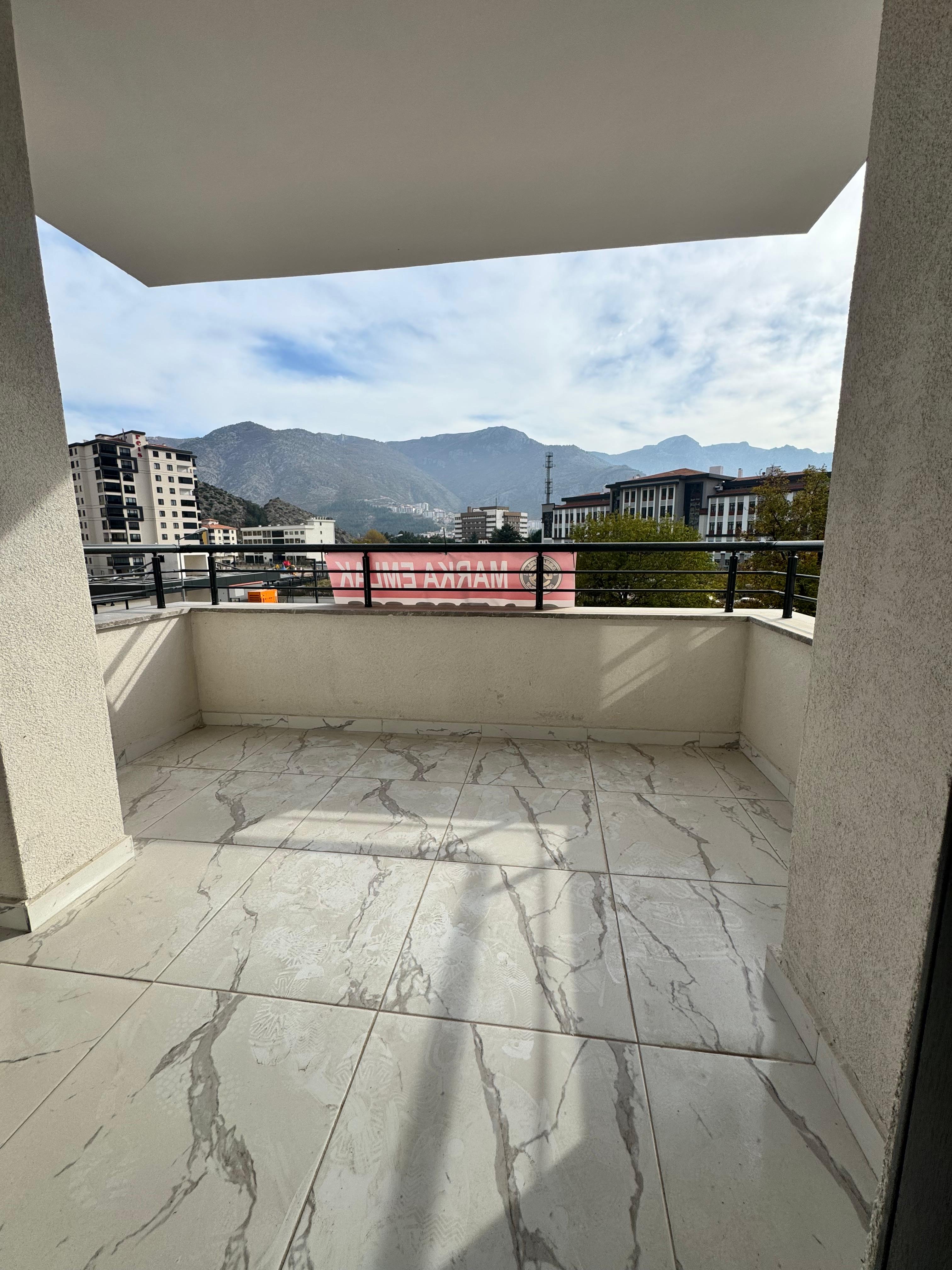 GÖLLÜ BAĞLARINDA AMASYA'NIN EN GÜZEL ULTRA LÜKS 1+1 DAİRESİ 70m2