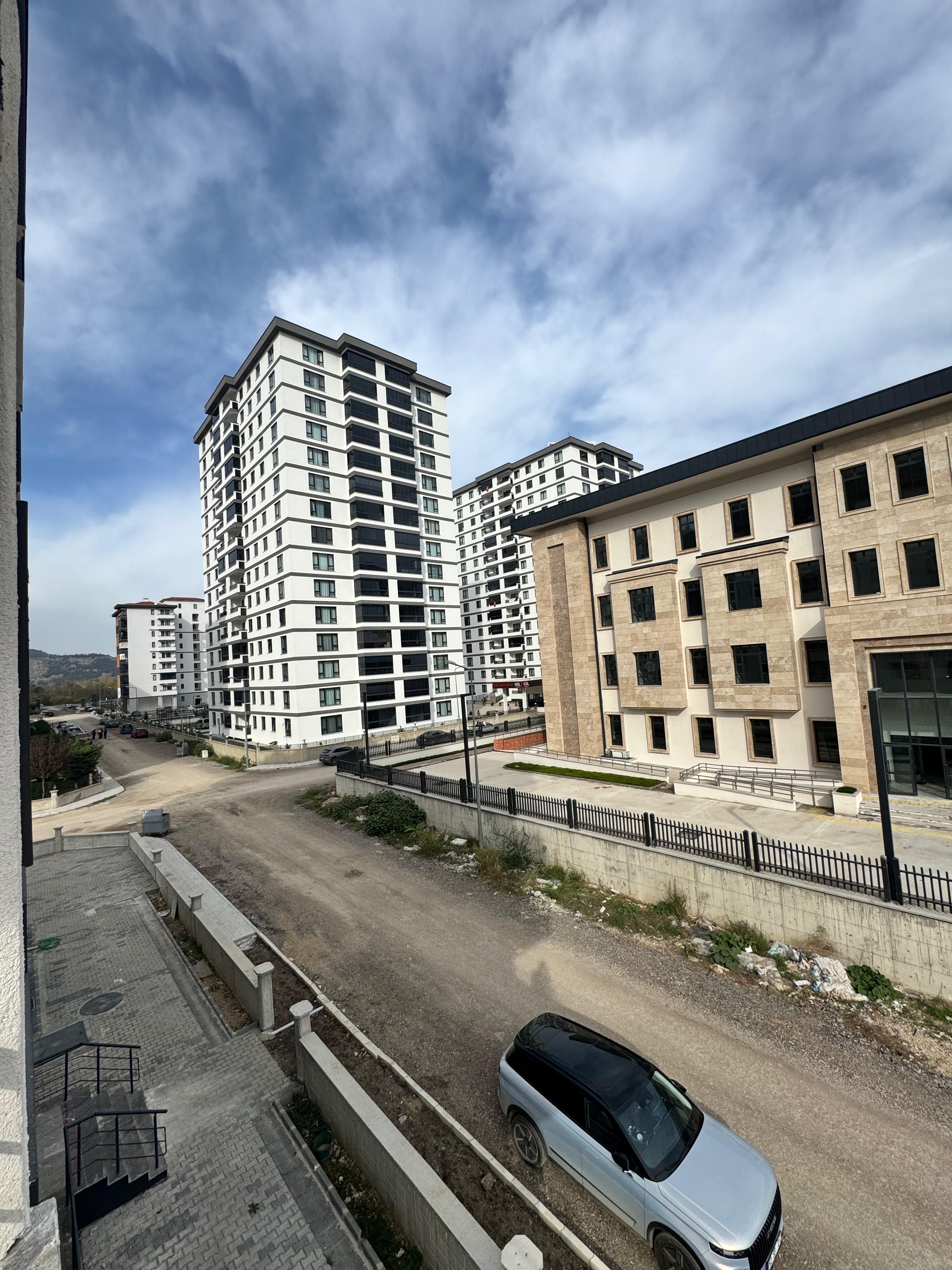 GÖLLÜ BAĞLARINDA AMASYA'NIN EN GÜZEL ULTRA LÜKS 1+1 DAİRESİ 70m2