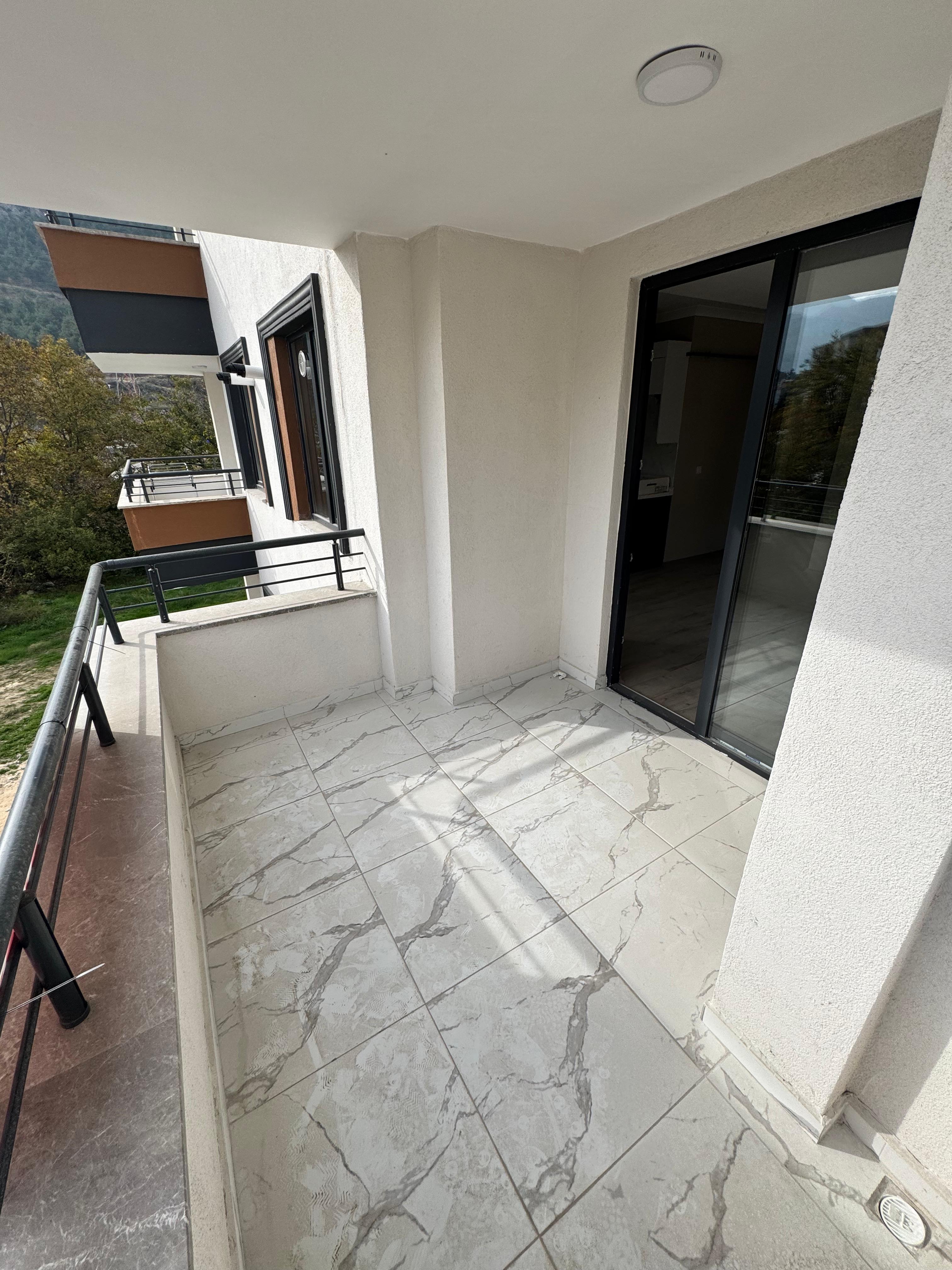 GÖLLÜ BAĞLARINDA AMASYA'NIN EN GÜZEL ULTRA LÜKS 1+1 DAİRESİ 70m2