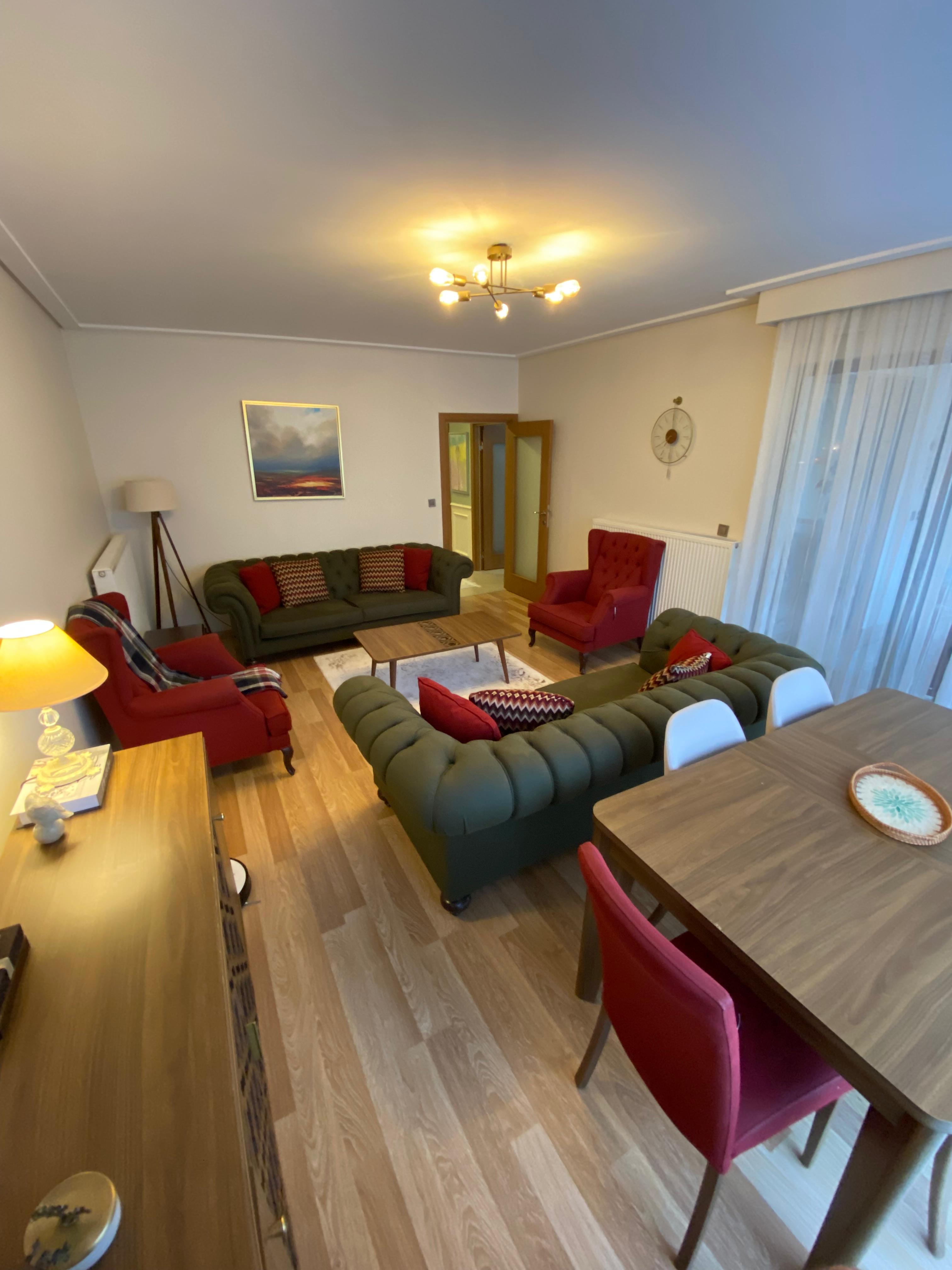 HACILAR MEYDANI'NINDA ŞAHANE KONUMDA ULTRA LÜKS 3+1 DAİRE