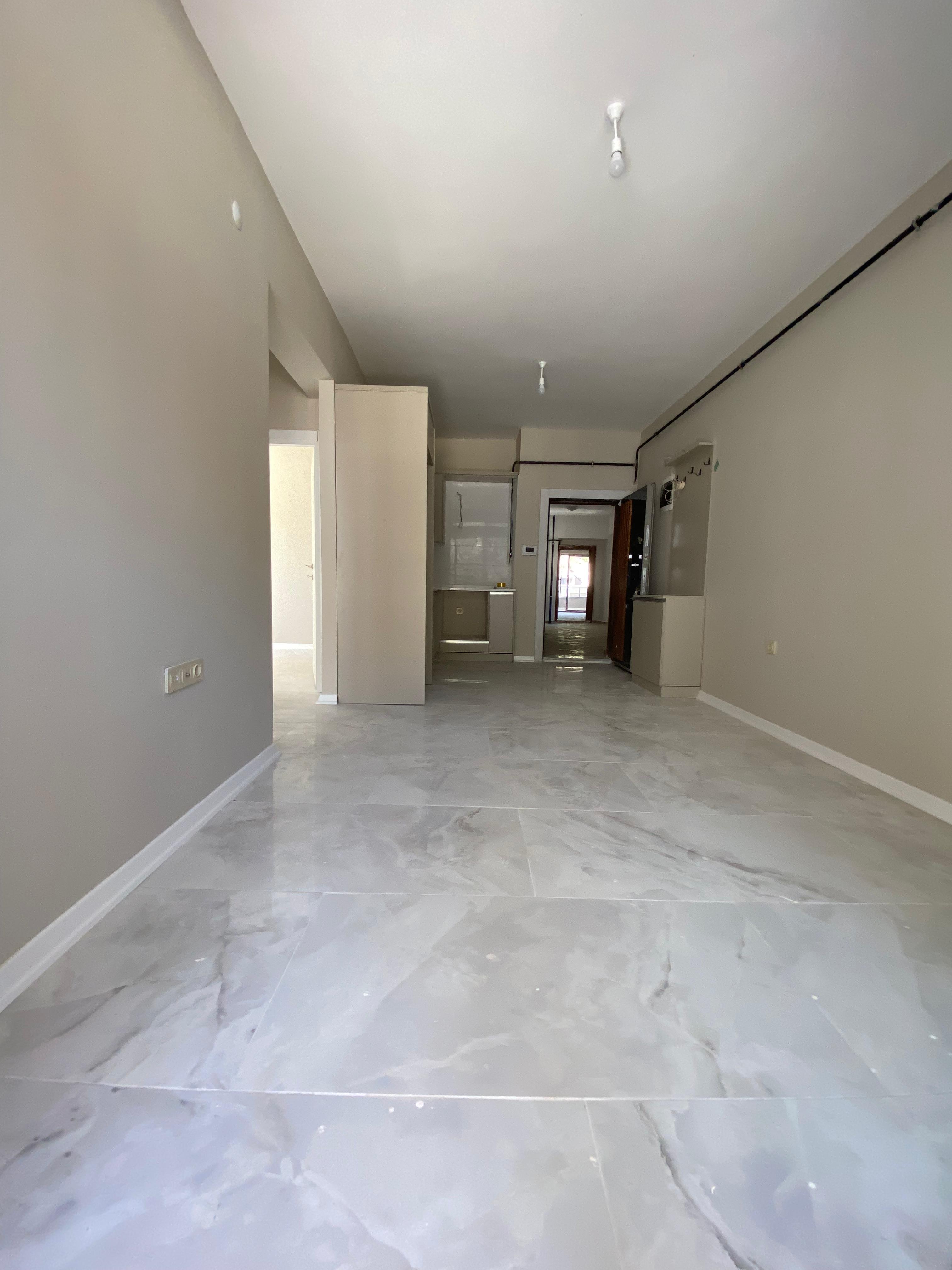 LÜX YAŞAM STANDARTLARINDA HAVUZ MANZARALI MÜKEMMEL BİR 2+0 DAİRE