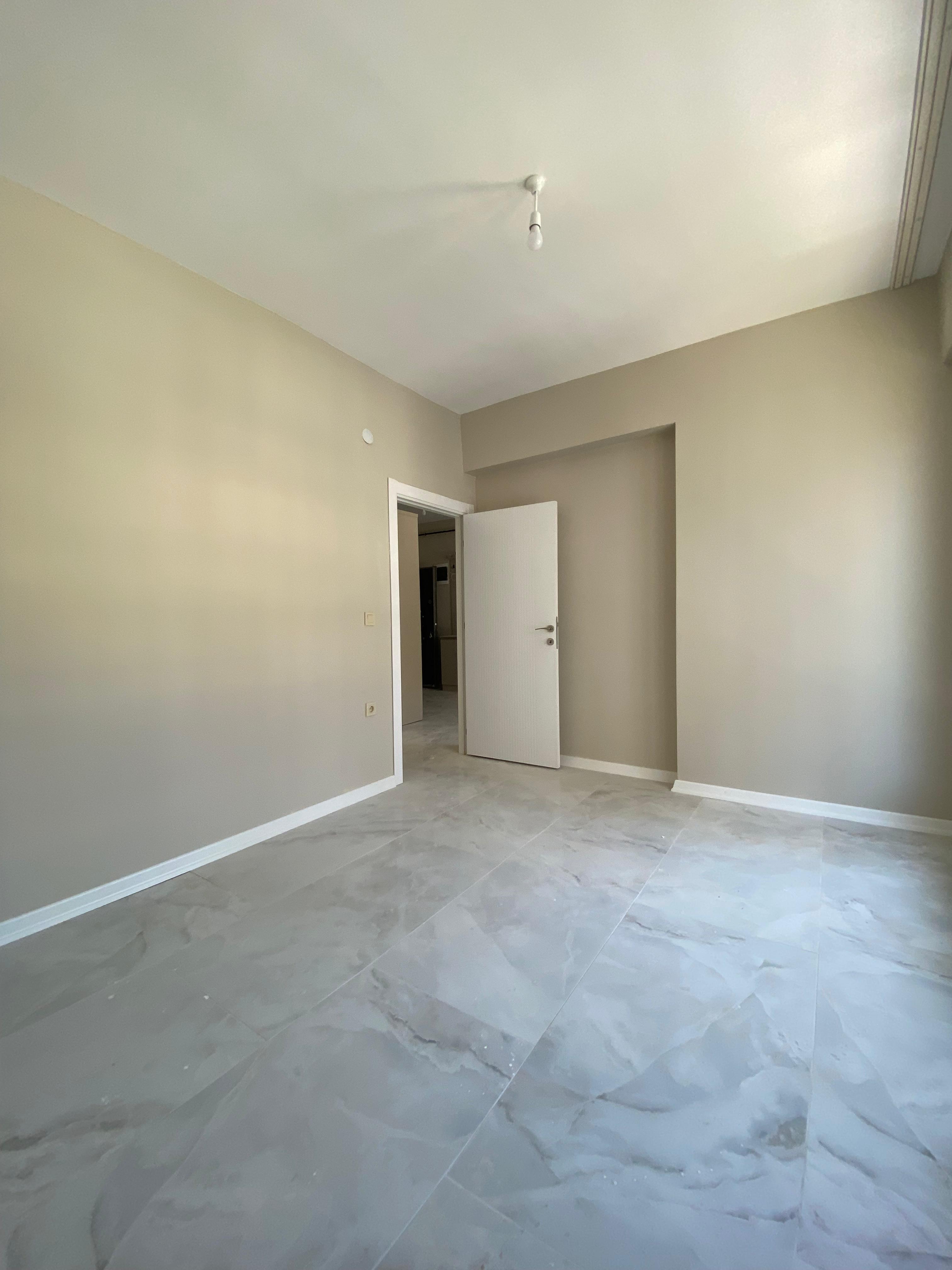 LÜX YAŞAM STANDARTLARINDA HAVUZ MANZARALI MÜKEMMEL BİR 2+0 DAİRE