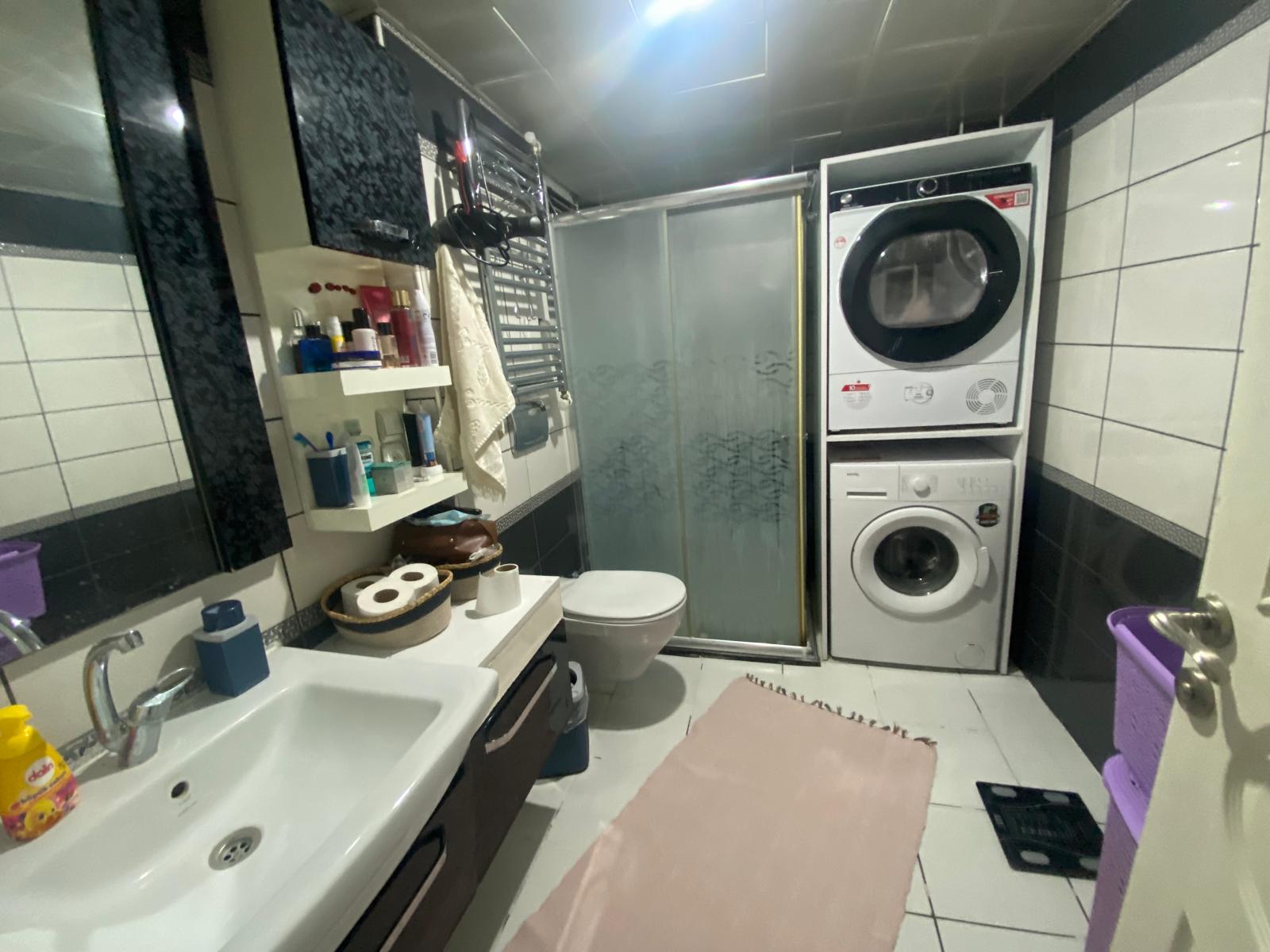 İSTASYON CADDESİ MERKEZİ KONUMDA ASANSÖRLÜ SATILIK 3+1