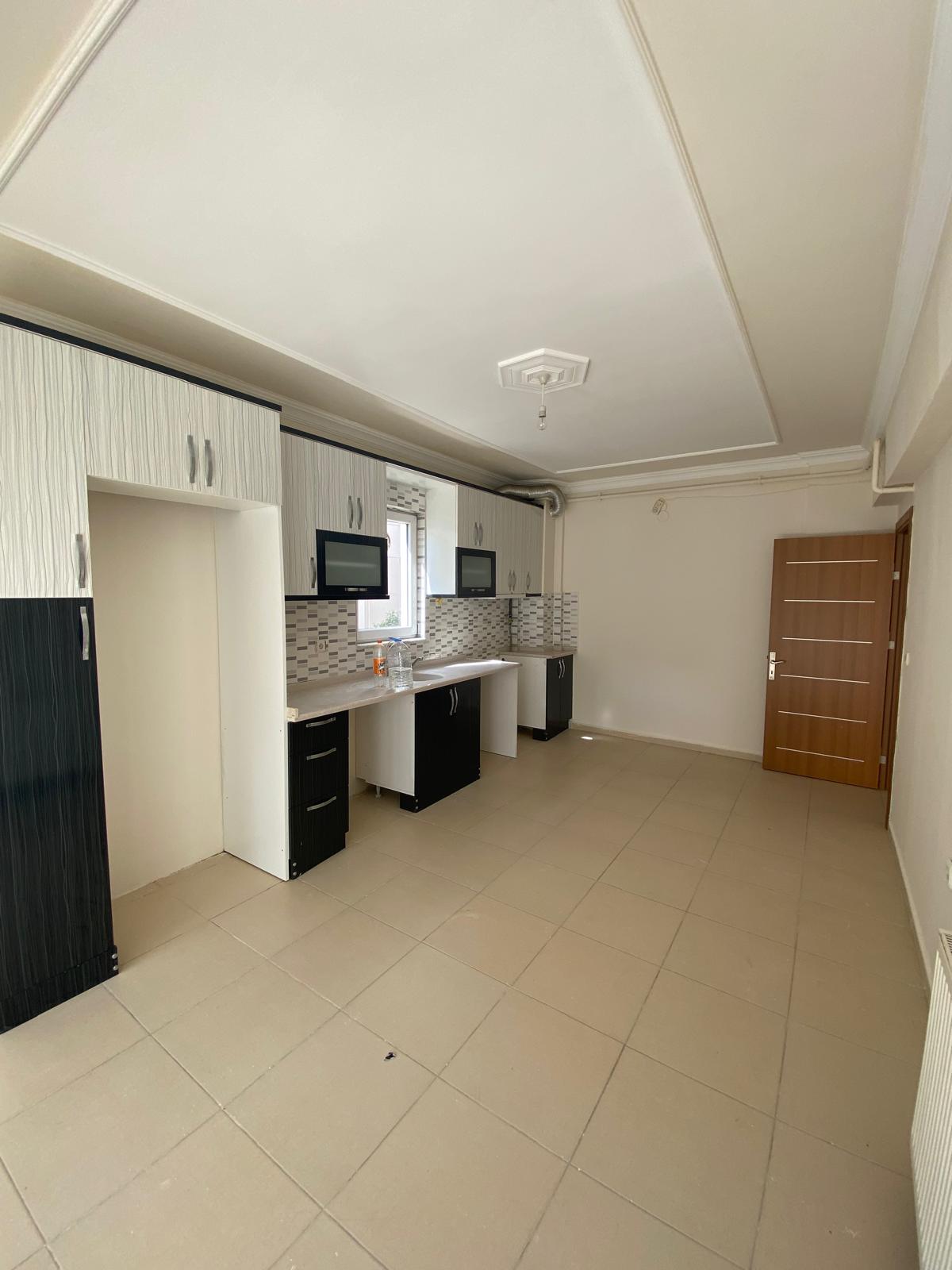 MARKA'DAN ATAŞEHİRDE GENİŞ 3+1 KİRALIK DAİRE