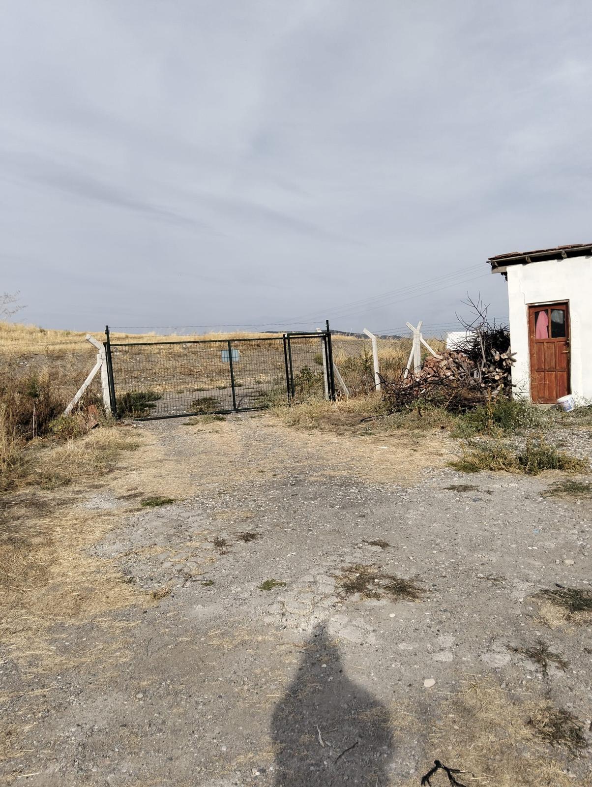MARKA'DAN GEDİKSARAY GİRİŞİNDE MUHTEŞEM ARSA