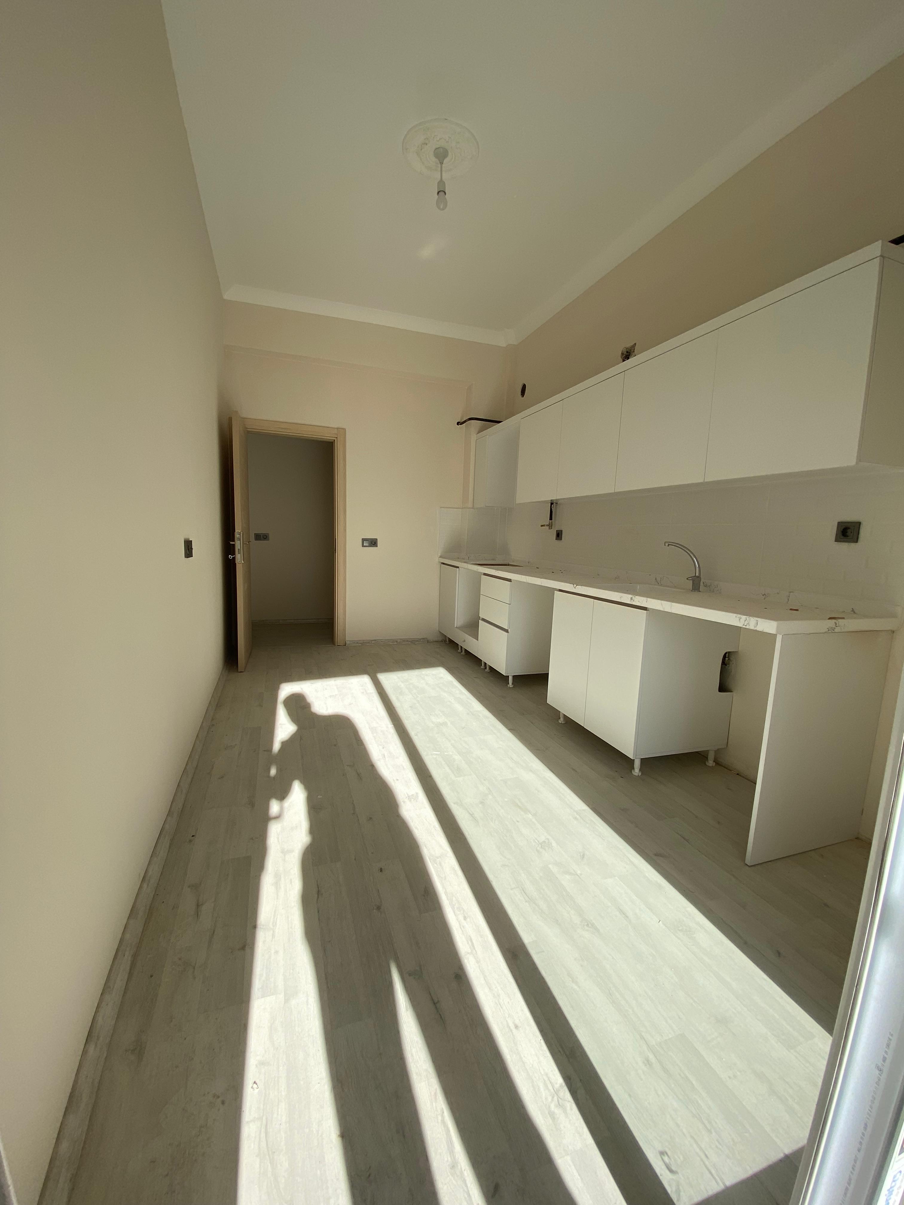 KİRAZLIDERE HASTANE KARŞISI 120m2 4.KAT SATILIK 2+1 KÖŞE DAİRE