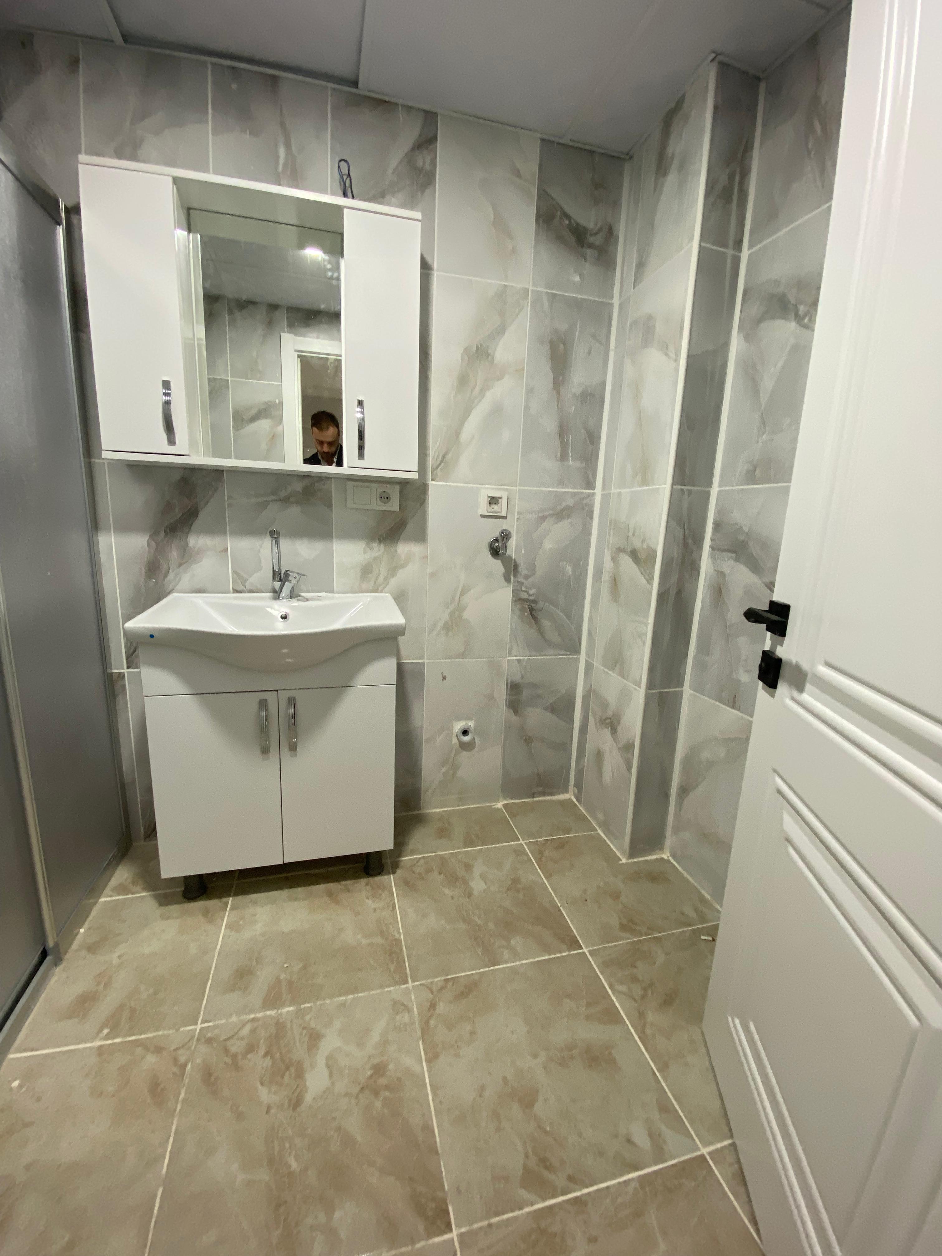 ŞEYHCUİ MAHALLESİ'NDE ARAKAT ÖN CEPHE YERDEN ISITMALI SIFIR 2+1