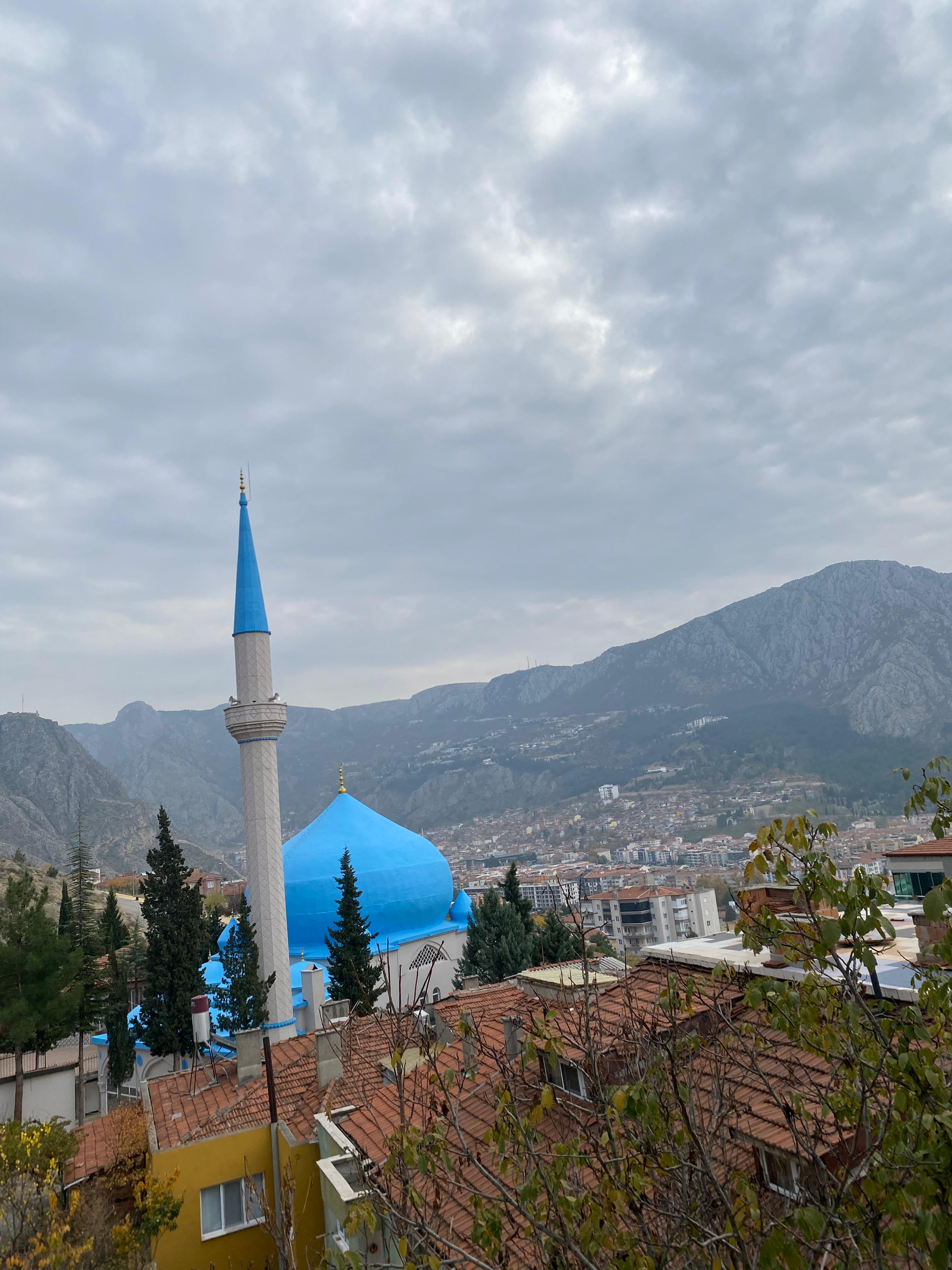 ŞEYHCUİ MAHALLESİ'NDE ARAKAT ÖN CEPHE YERDEN ISITMALI SIFIR 2+1