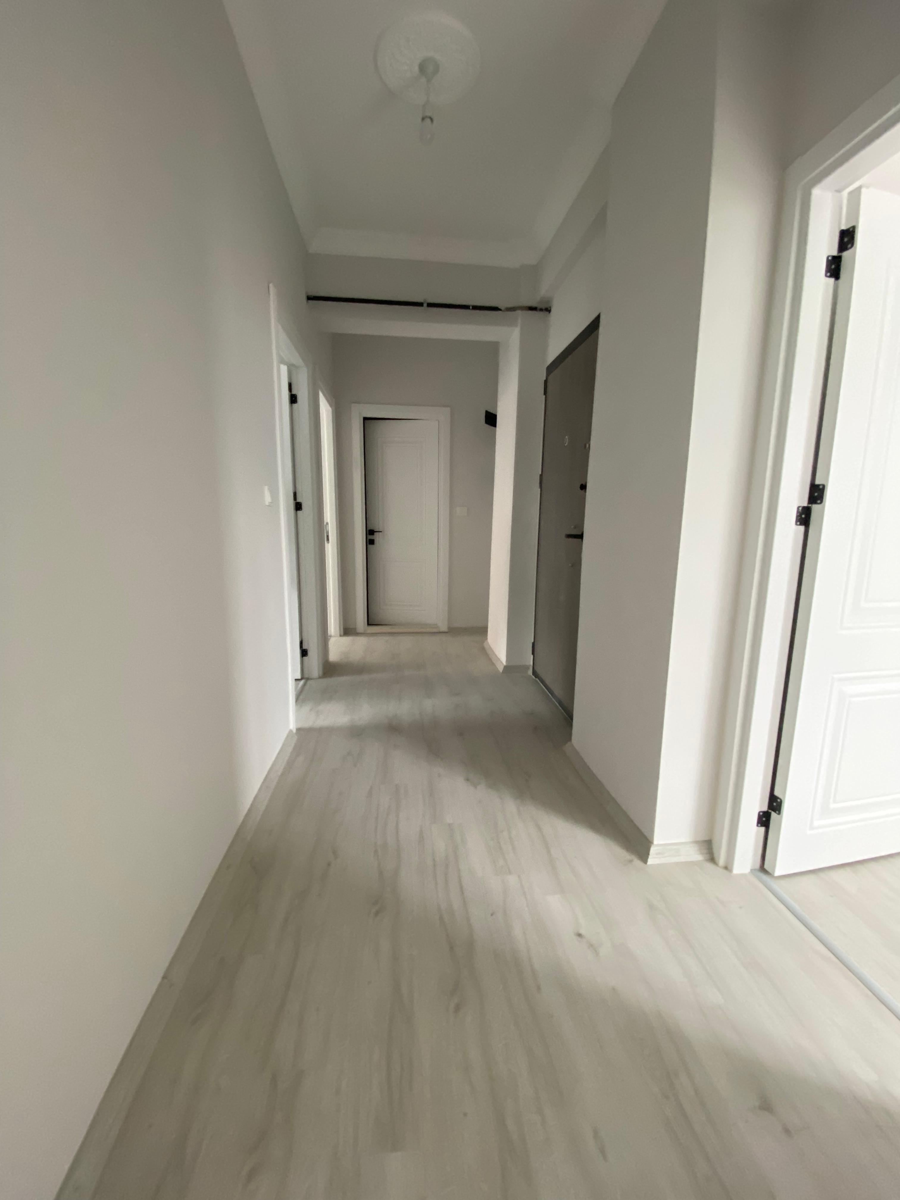 ŞEYHCUİ MAHALLESİ'NDE ARAKAT ÖN CEPHE YERDEN ISITMALI SIFIR 2+1