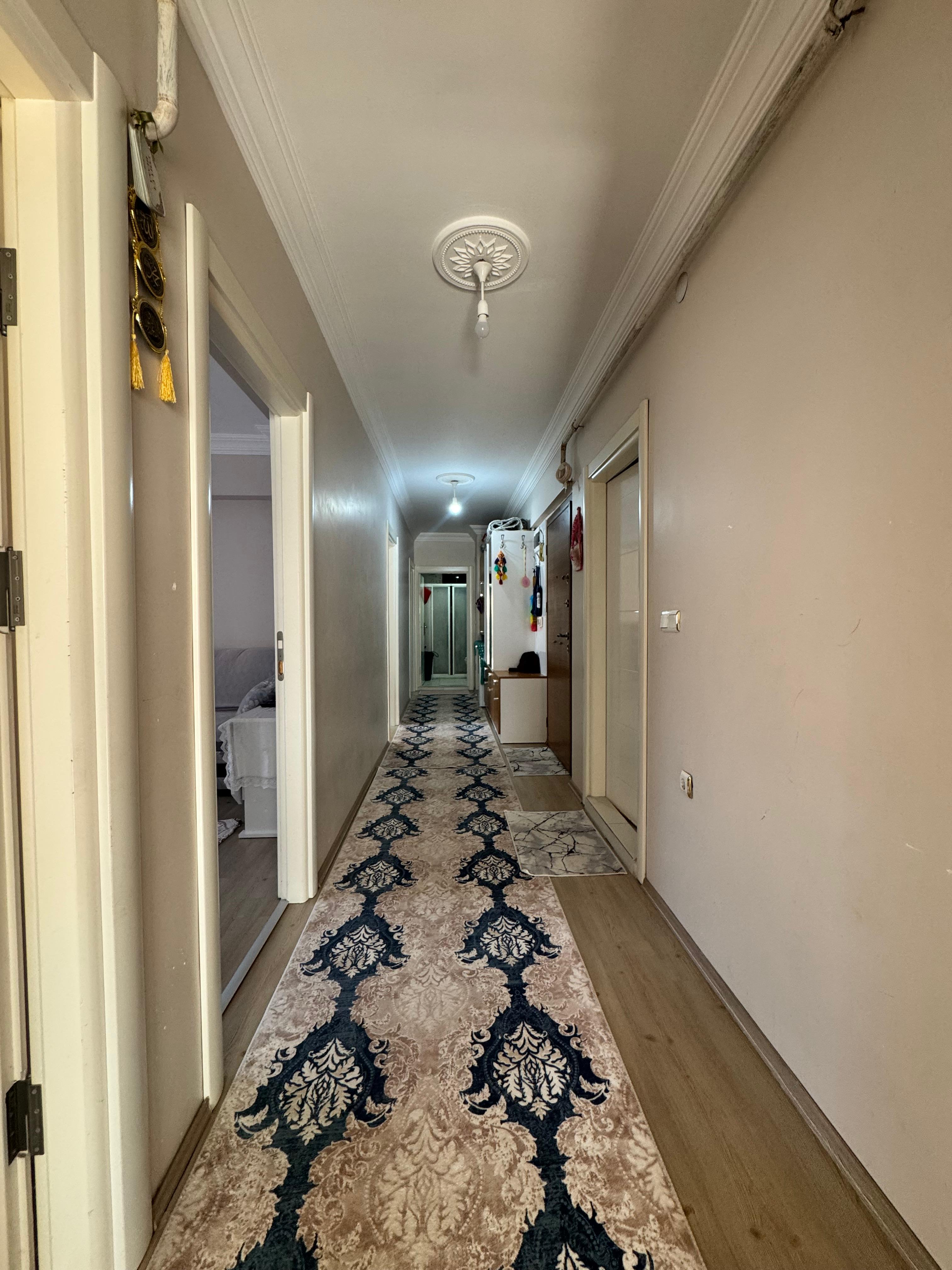 AKBİLEK'TE NOKTA KONUMDA ARAKAT ÖNCEPHE GENİŞ 3+1 DAİRE