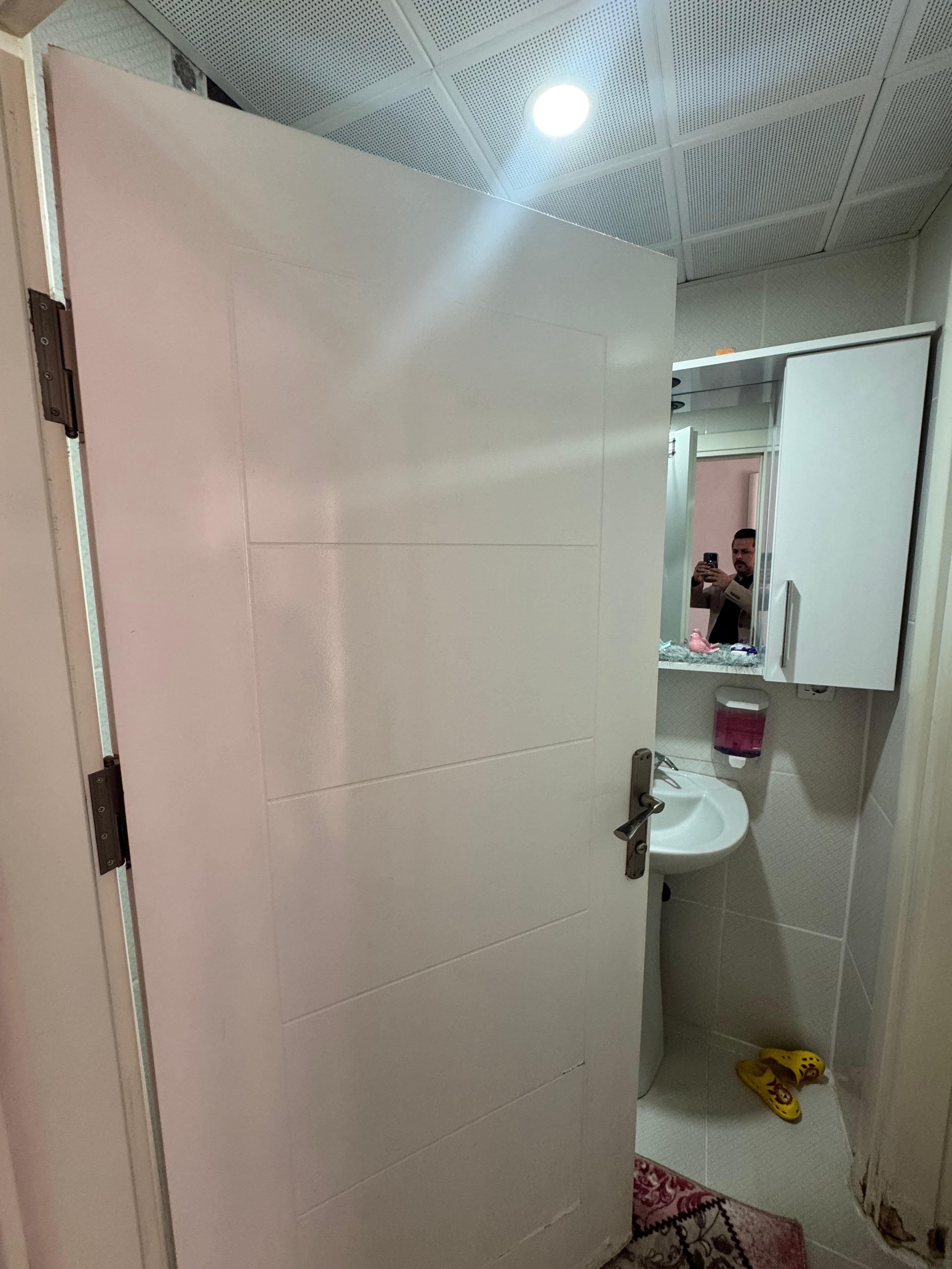 AKBİLEK'TE NOKTA KONUMDA ARAKAT ÖNCEPHE GENİŞ 3+1 DAİRE