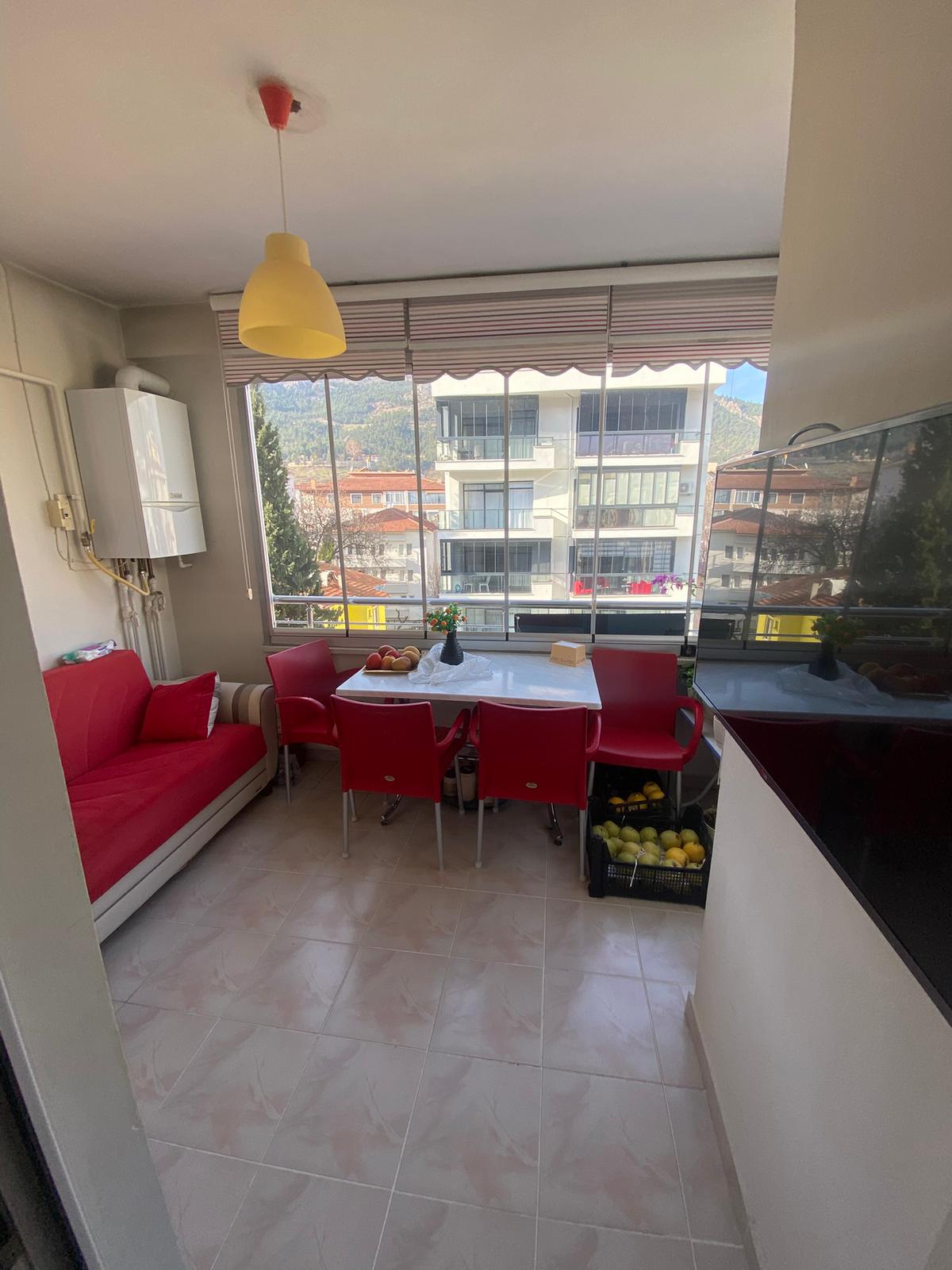 55 EVLERDE IRMAK KENARI MANZARALI KİRALIK 2+1